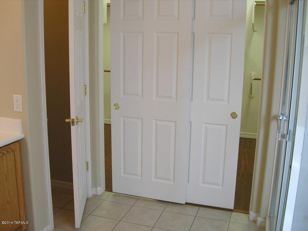 Presidio Del Valle (1-166) - Residential Lease