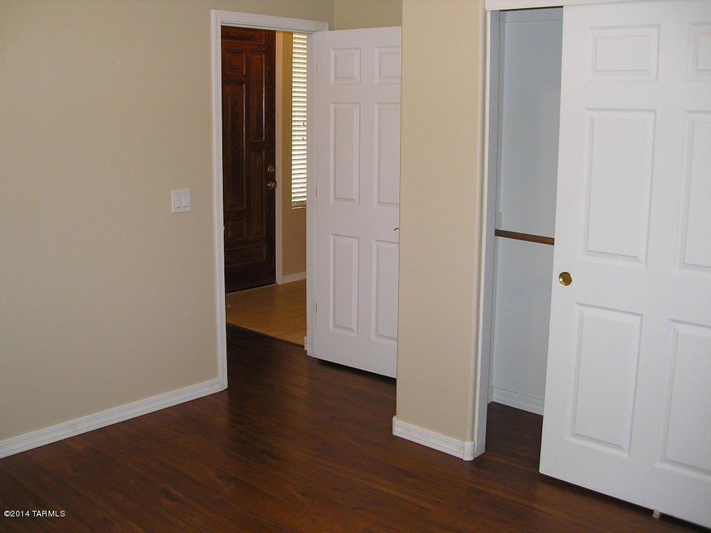 Presidio Del Valle (1-166) - Residential Lease