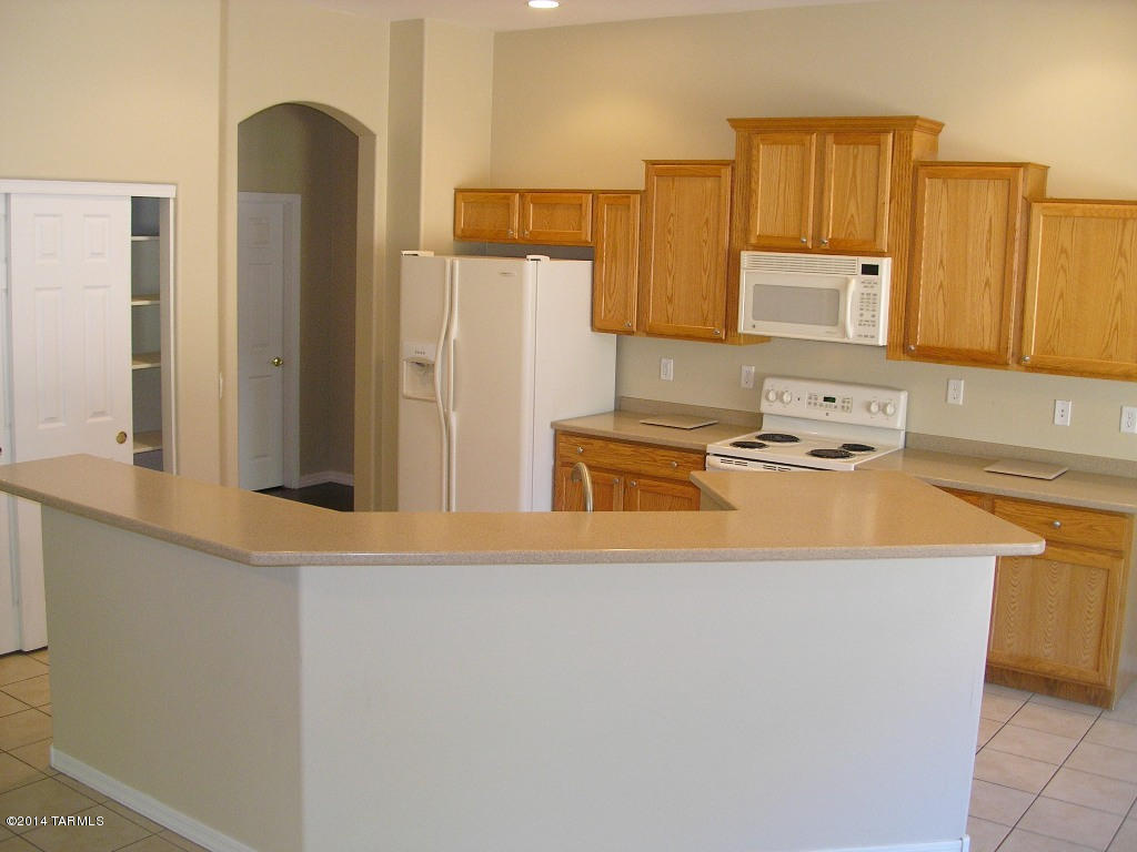 Presidio Del Valle (1-166) - Residential Lease