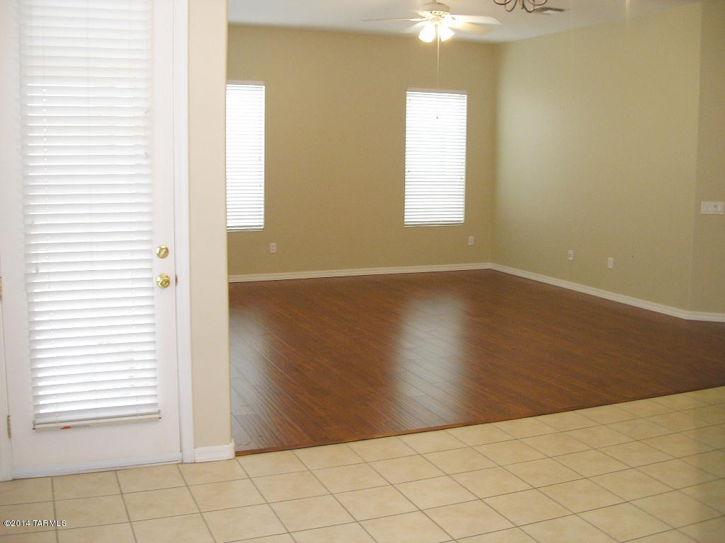 Presidio Del Valle (1-166) - Residential Lease