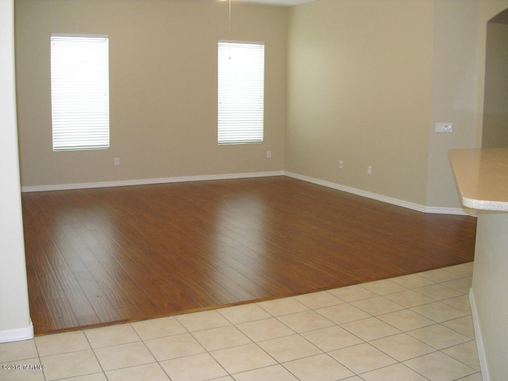 Presidio Del Valle (1-166) - Residential Lease