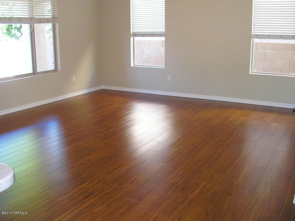 Presidio Del Valle (1-166) - Residential Lease