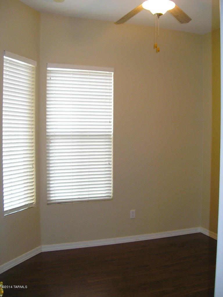 Presidio Del Valle (1-166) - Residential Lease
