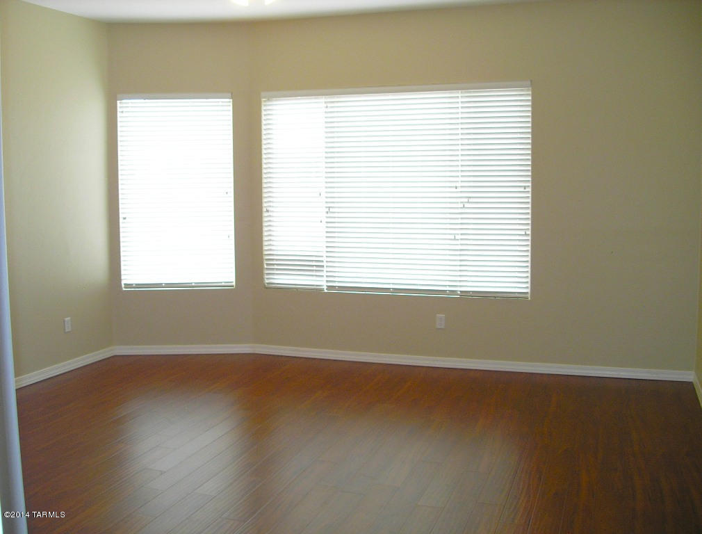 Presidio Del Valle (1-166) - Residential Lease