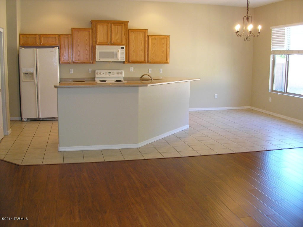Presidio Del Valle (1-166) - Residential Lease