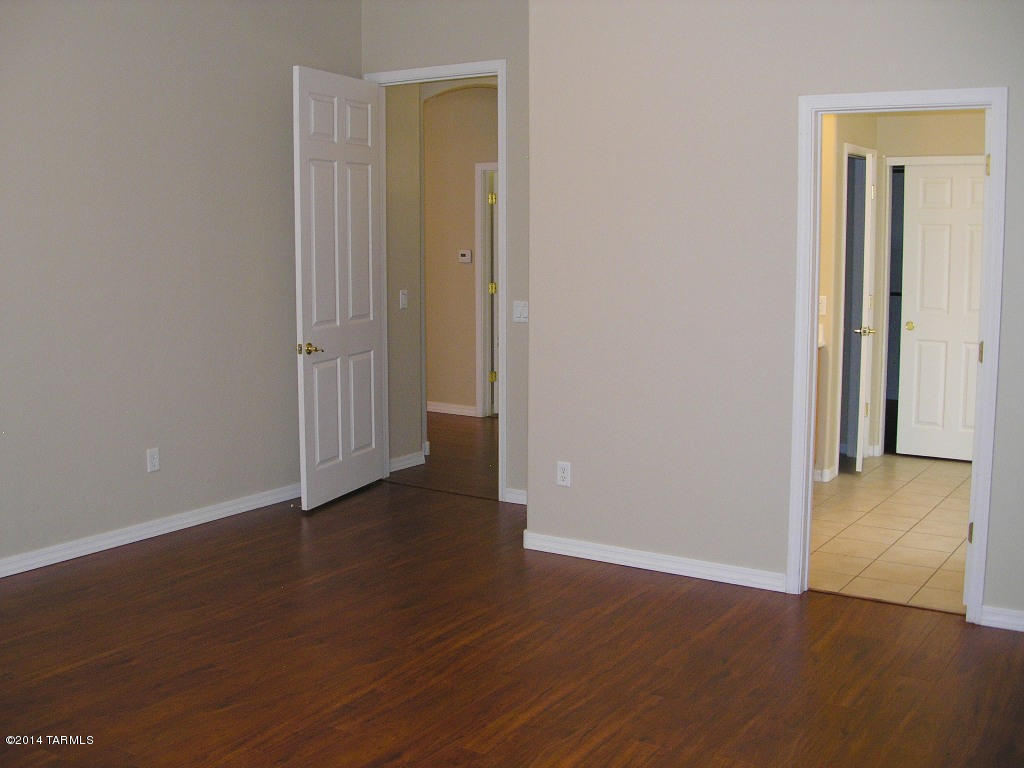Presidio Del Valle (1-166) - Residential Lease