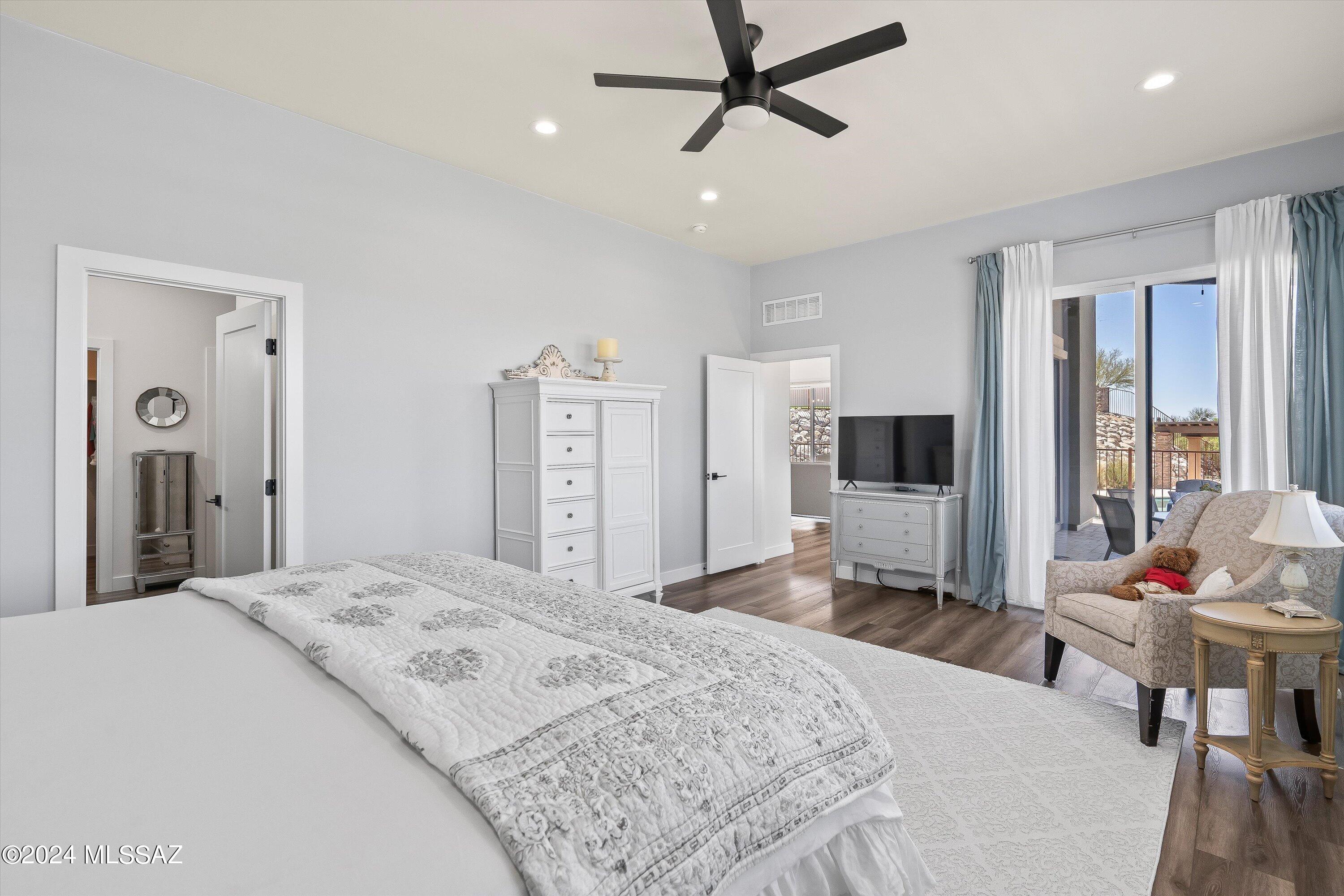 La Reserve Villas - Residential