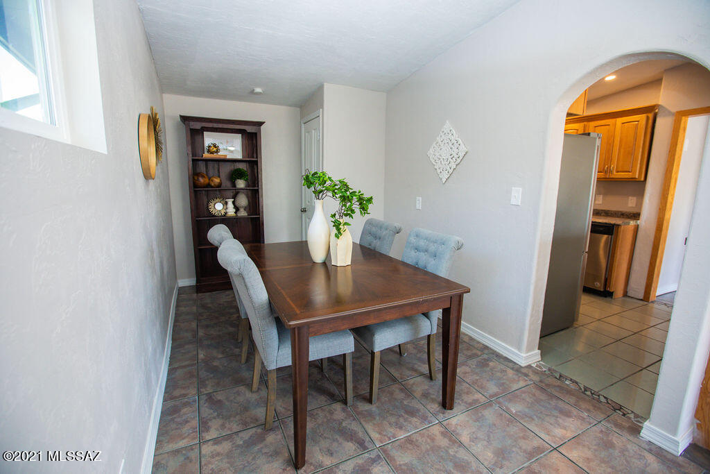 Pueblo Gardens - Residential
