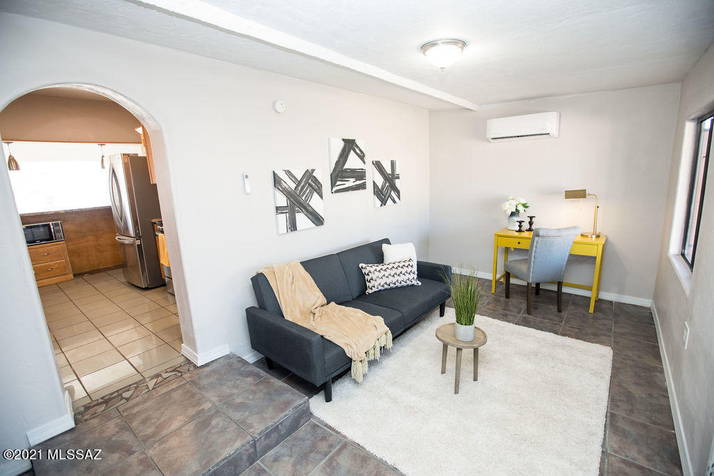 Pueblo Gardens - Residential