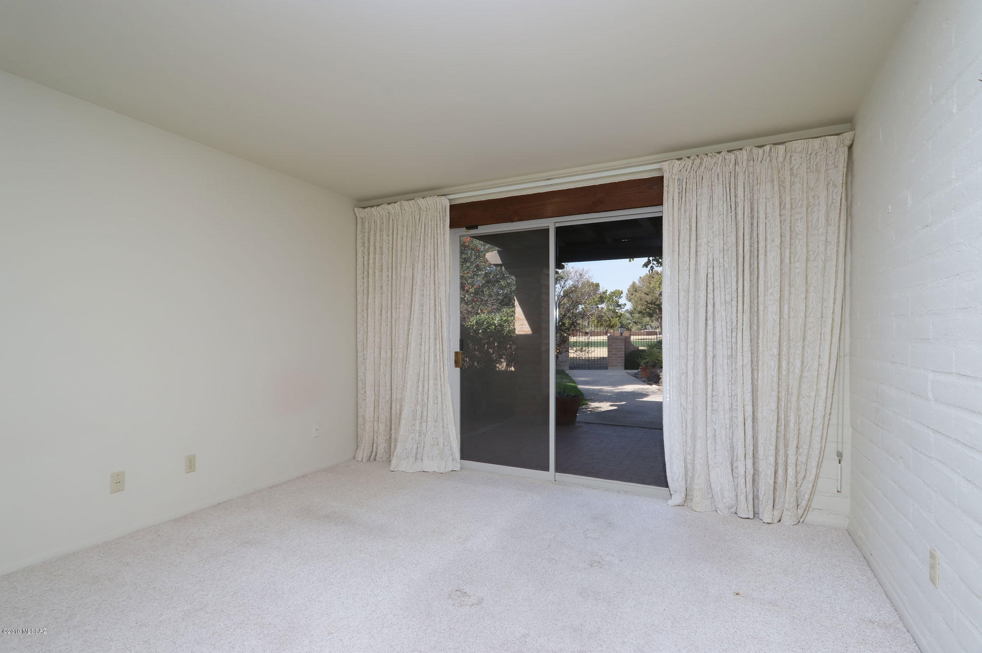 Tucson National Est - Residential