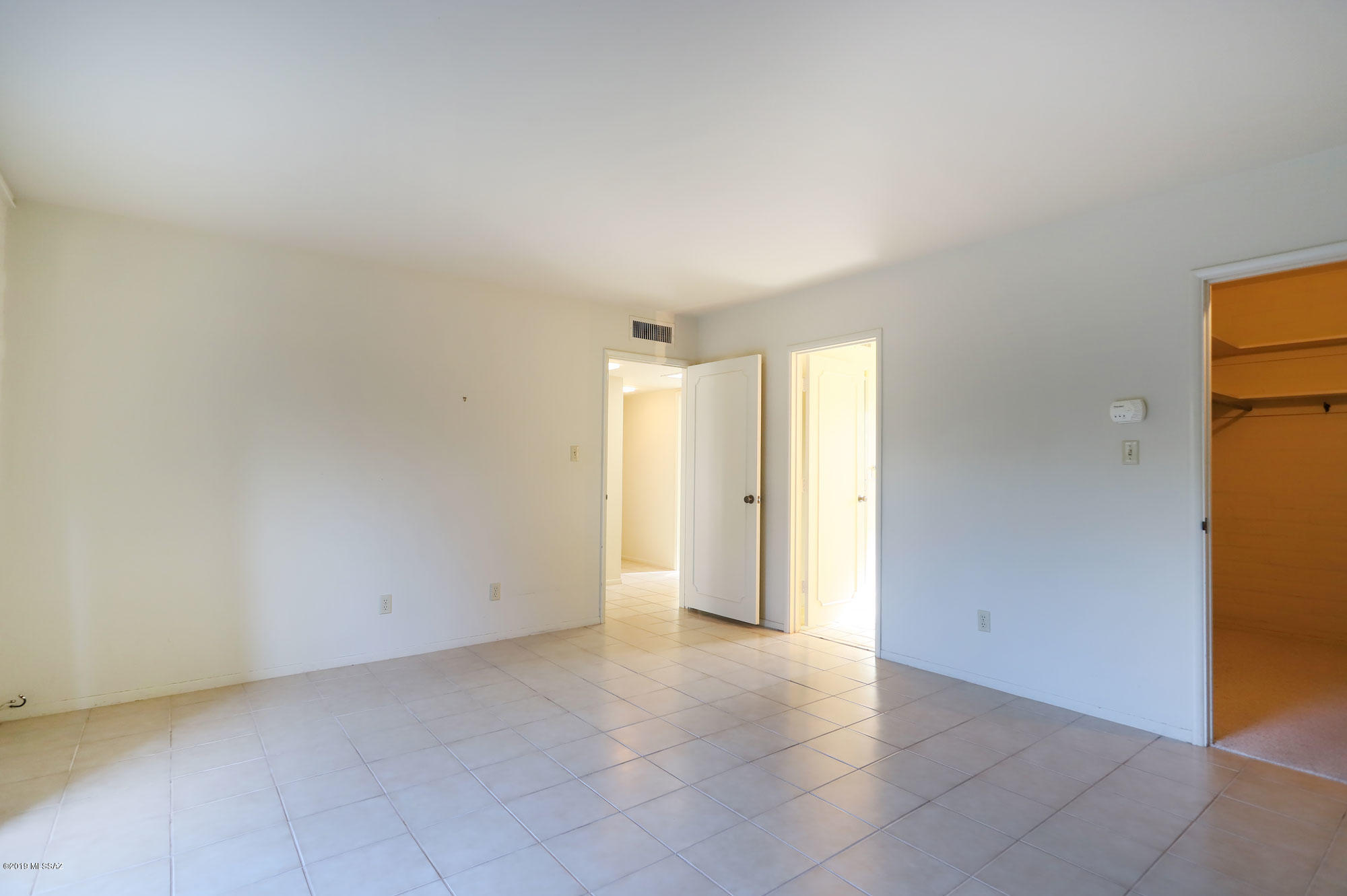 Tucson National Est - Residential