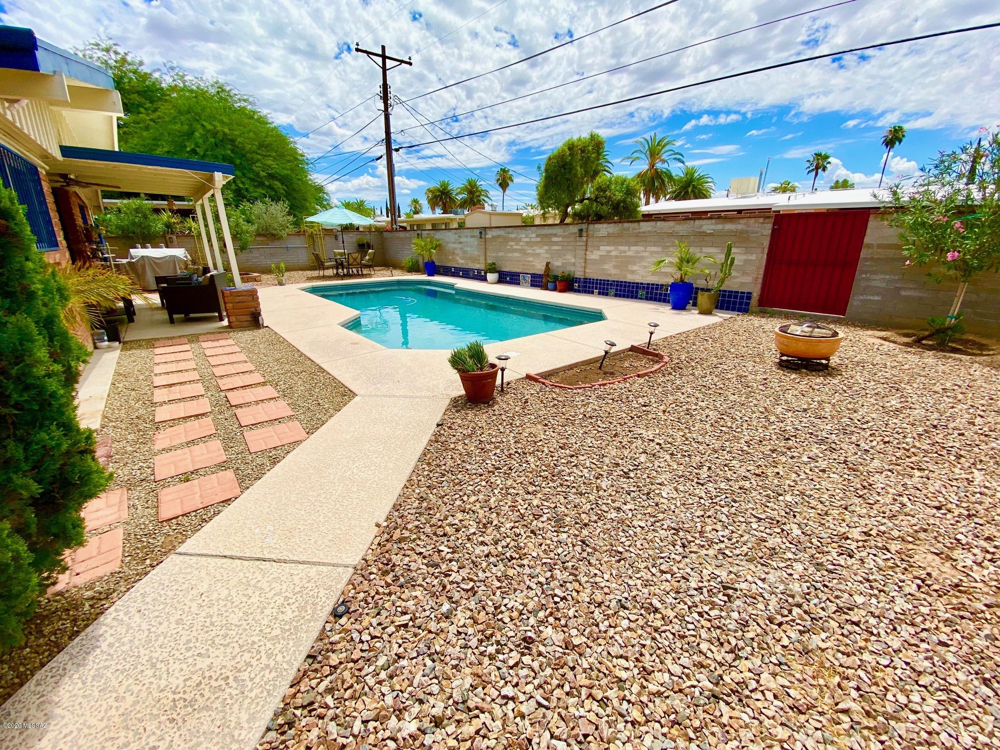 San Fernando Village - Residential