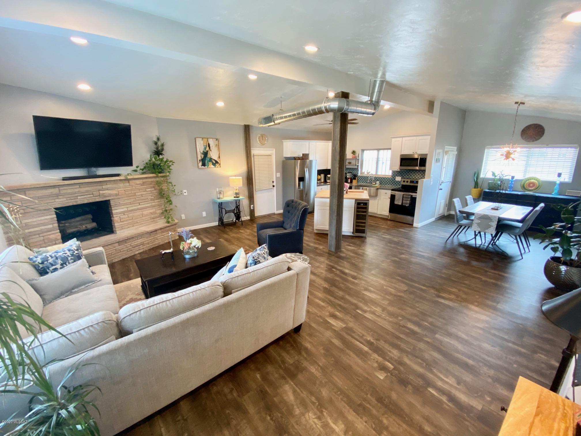San Fernando Village - Residential