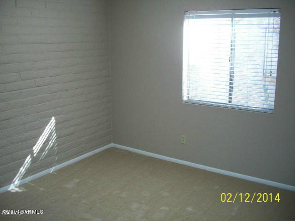 Midtown Condos. - Residential Lease