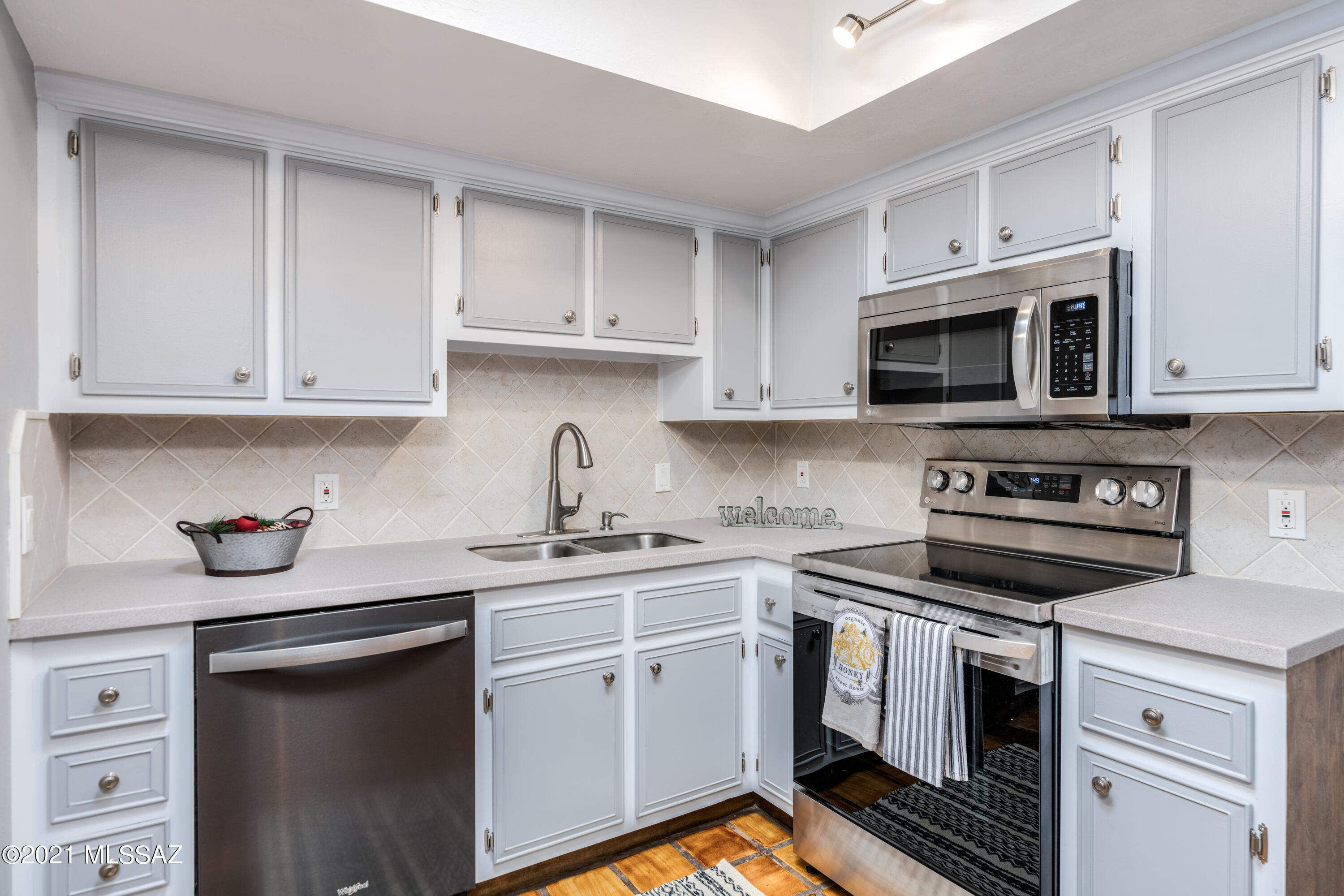 Las Casas Bellas Condo (1-44) - Residential