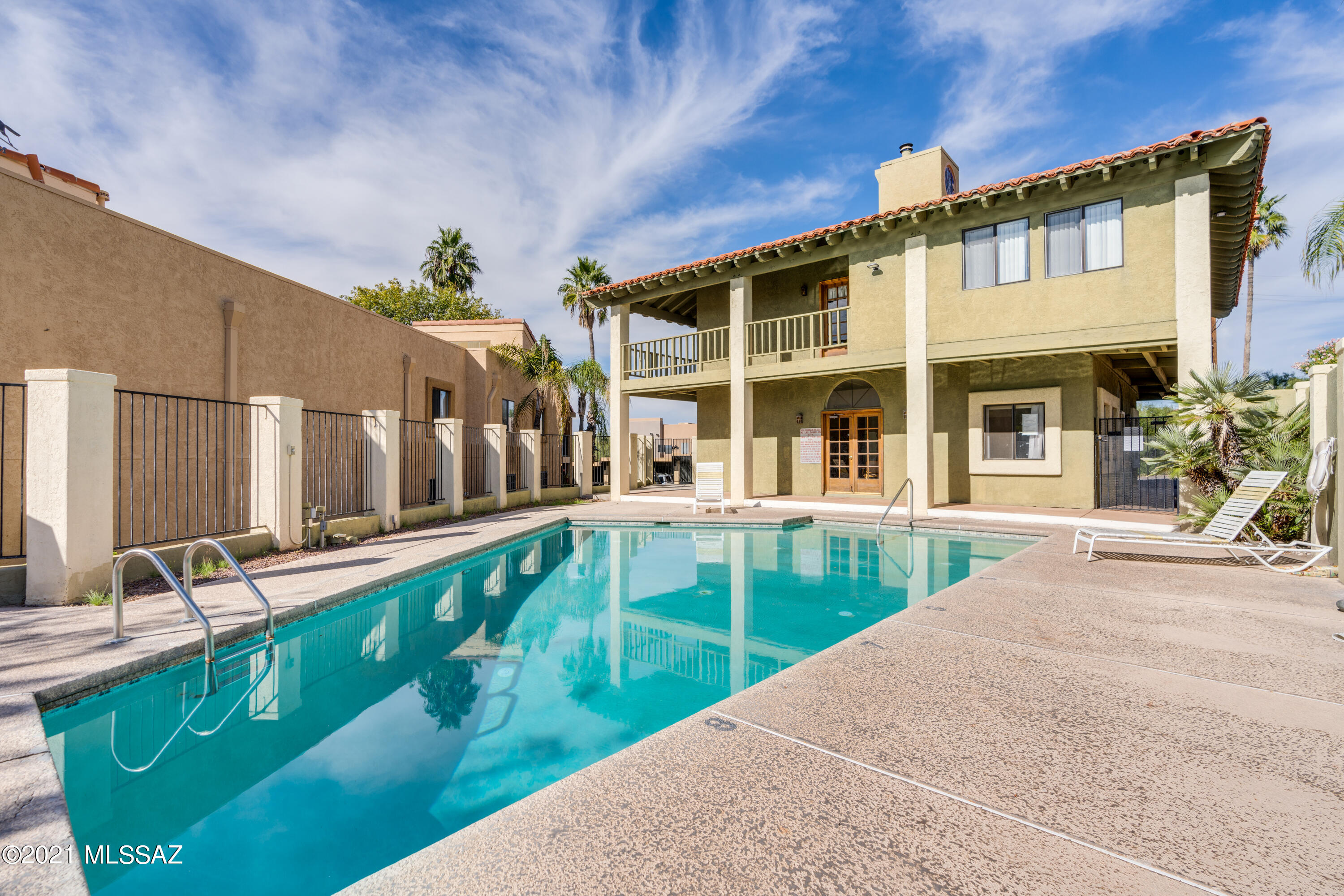 Las Casas Bellas Condo (1-44) - Residential