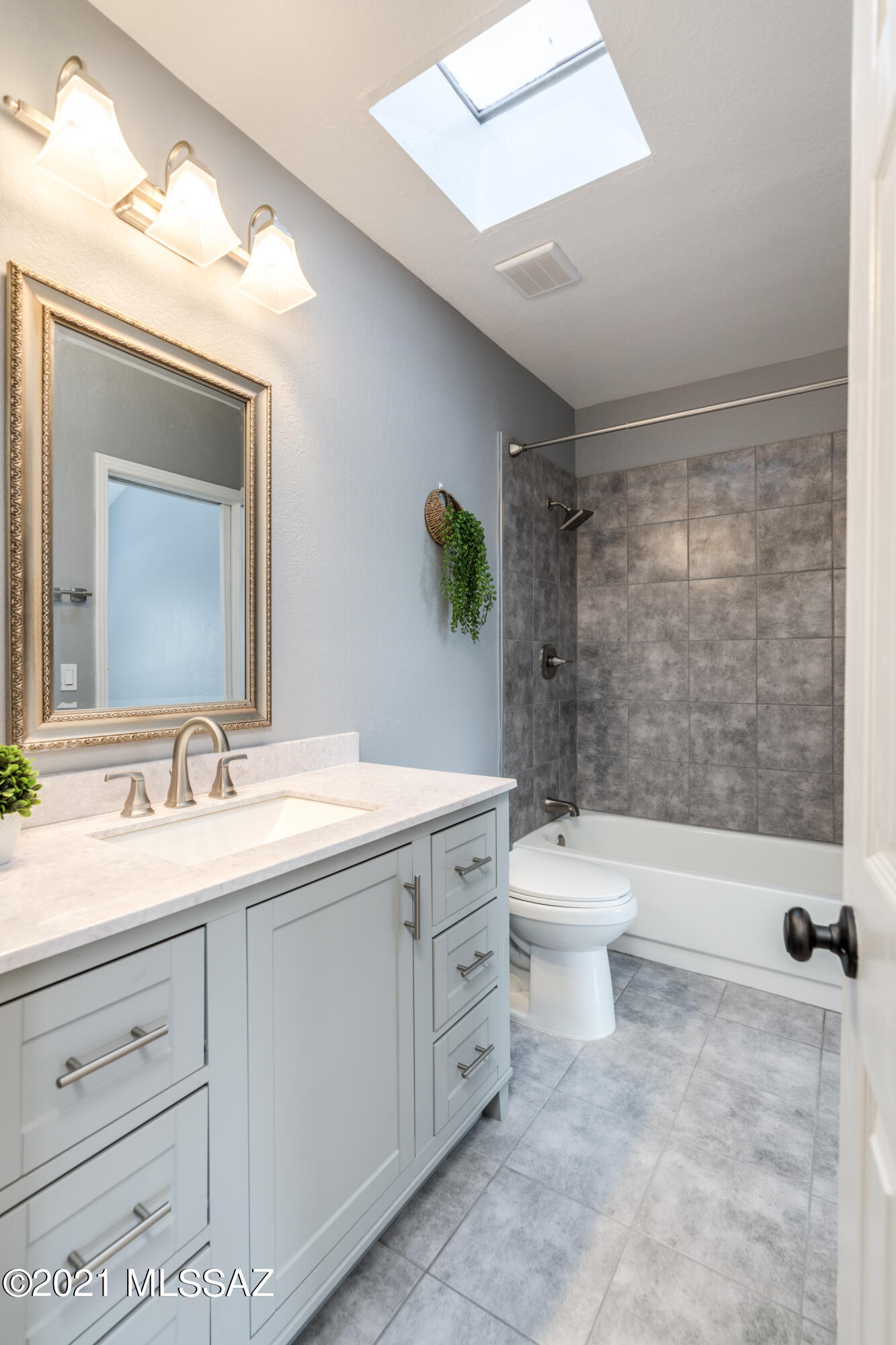 Las Casas Bellas Condo (1-44) - Residential