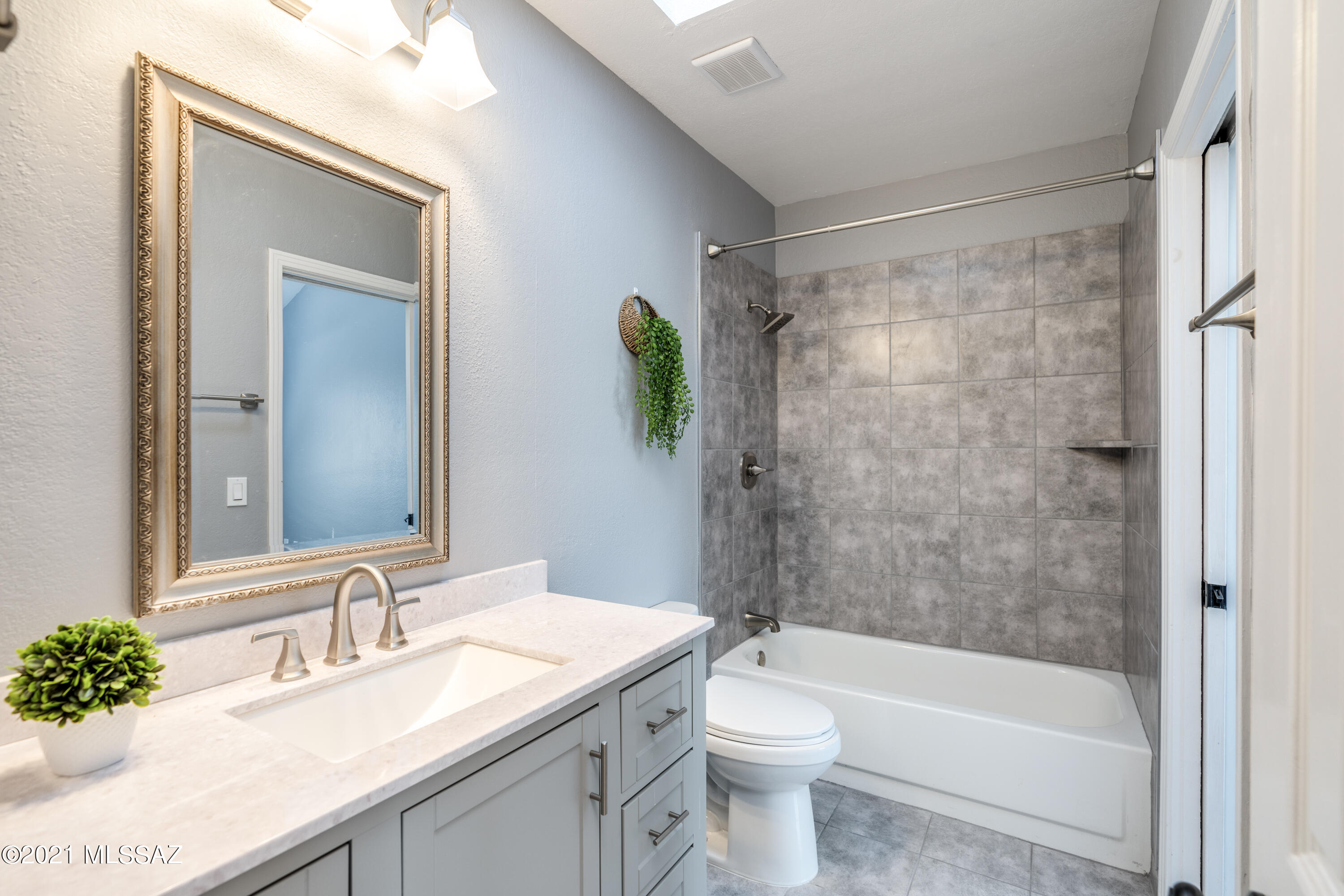 Las Casas Bellas Condo (1-44) - Residential