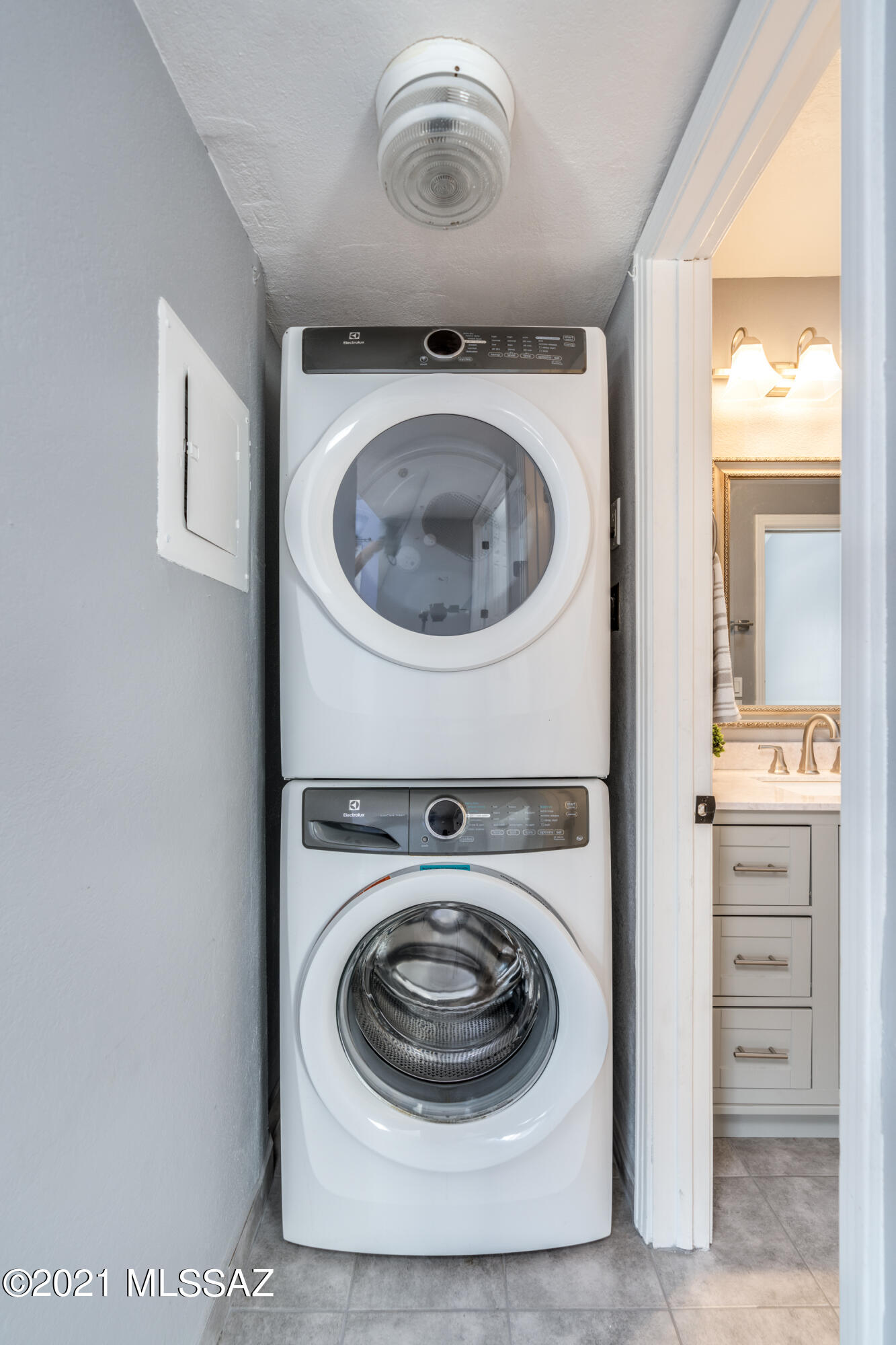 Las Casas Bellas Condo (1-44) - Residential