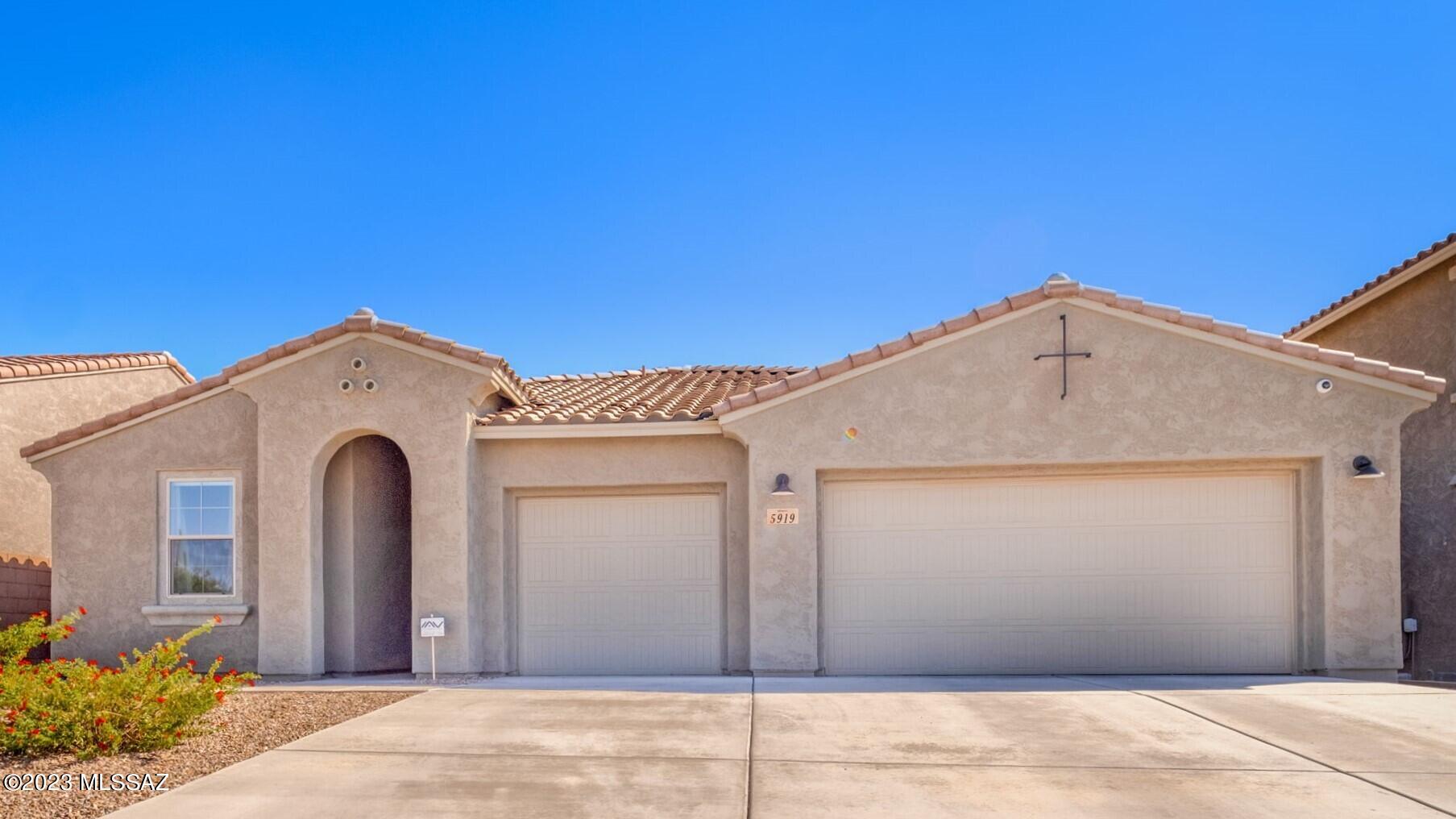 Desert Oasis At Twin Peaks - Residential