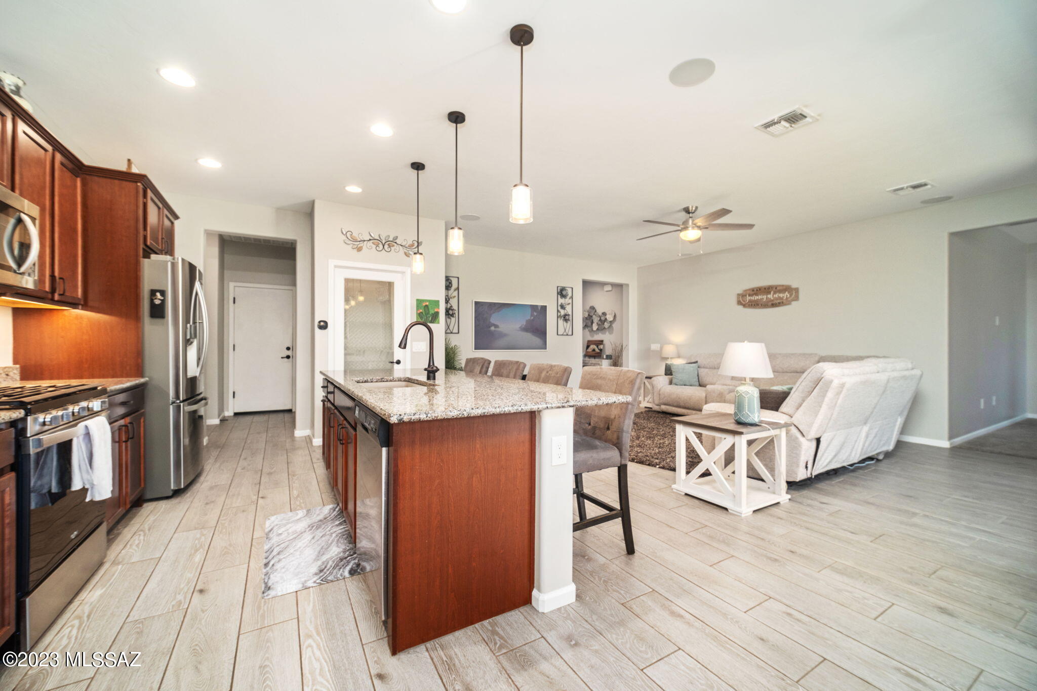 Desert Oasis At Twin Peaks - Residential