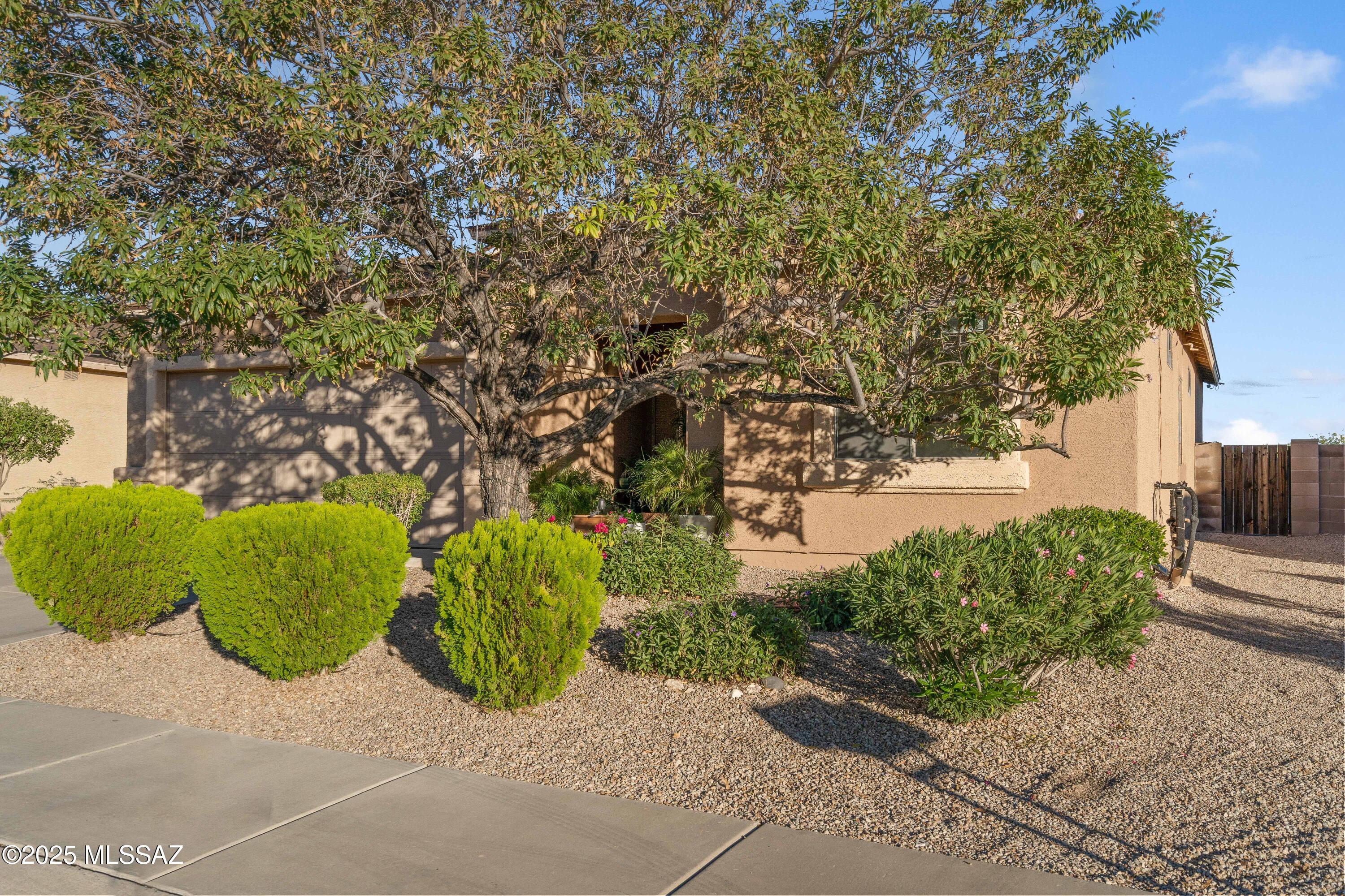 Presidio Vista (1-36, 118-181) - Residential
