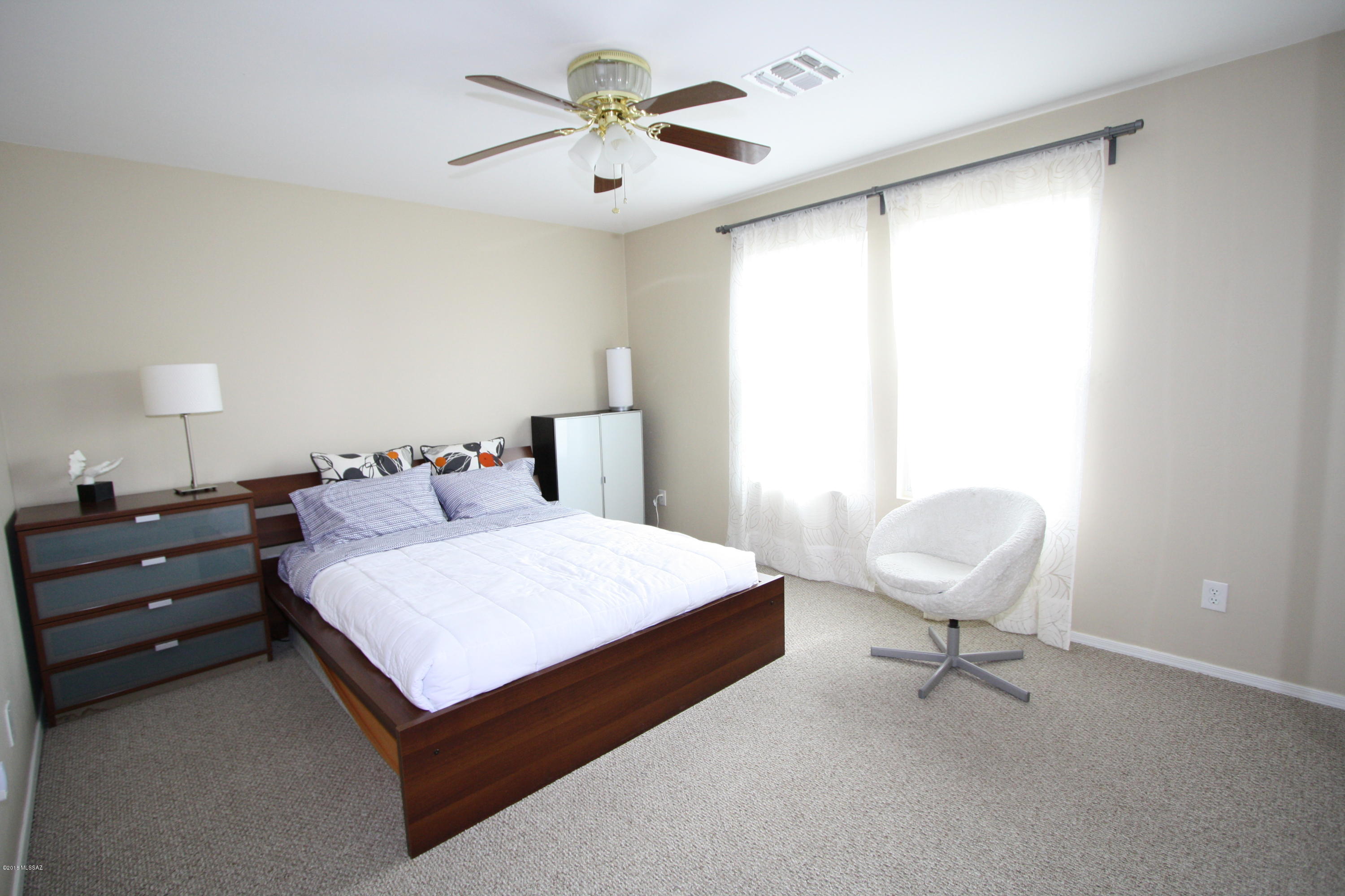 Riverhaven (1-373) - Residential Lease