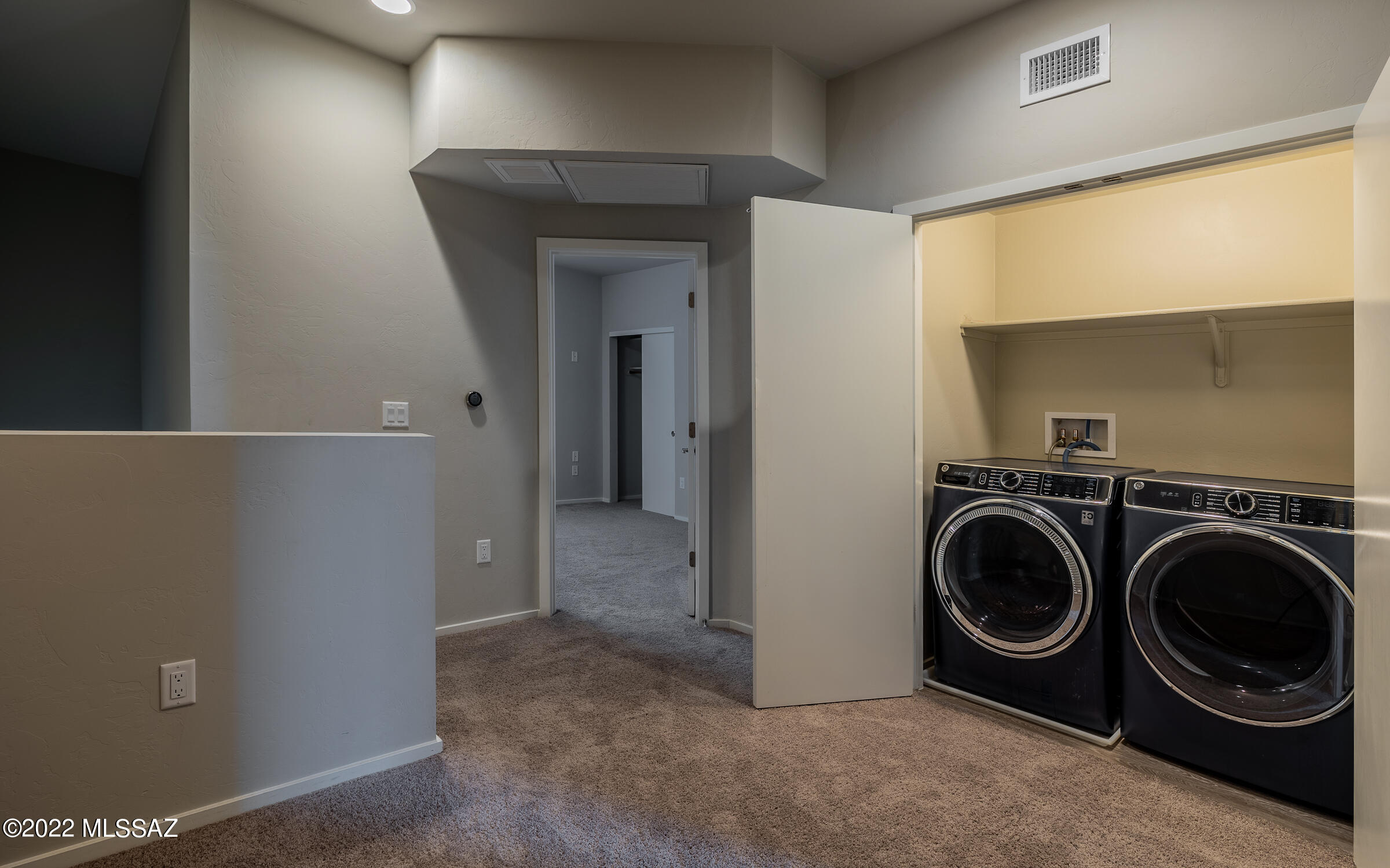 Camino Modern SQ20180120608 - Residential