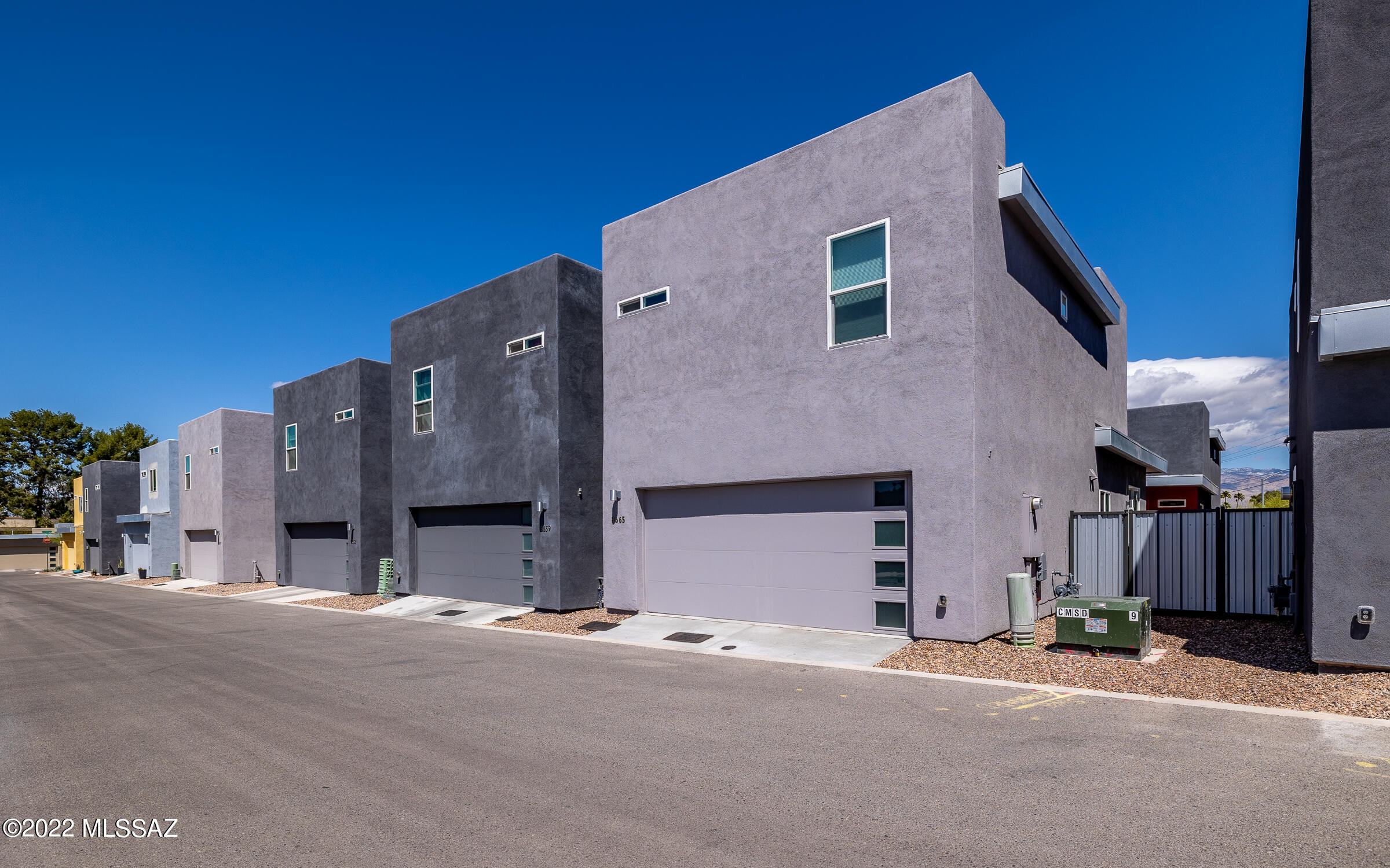 Camino Modern SQ20180120608 - Residential