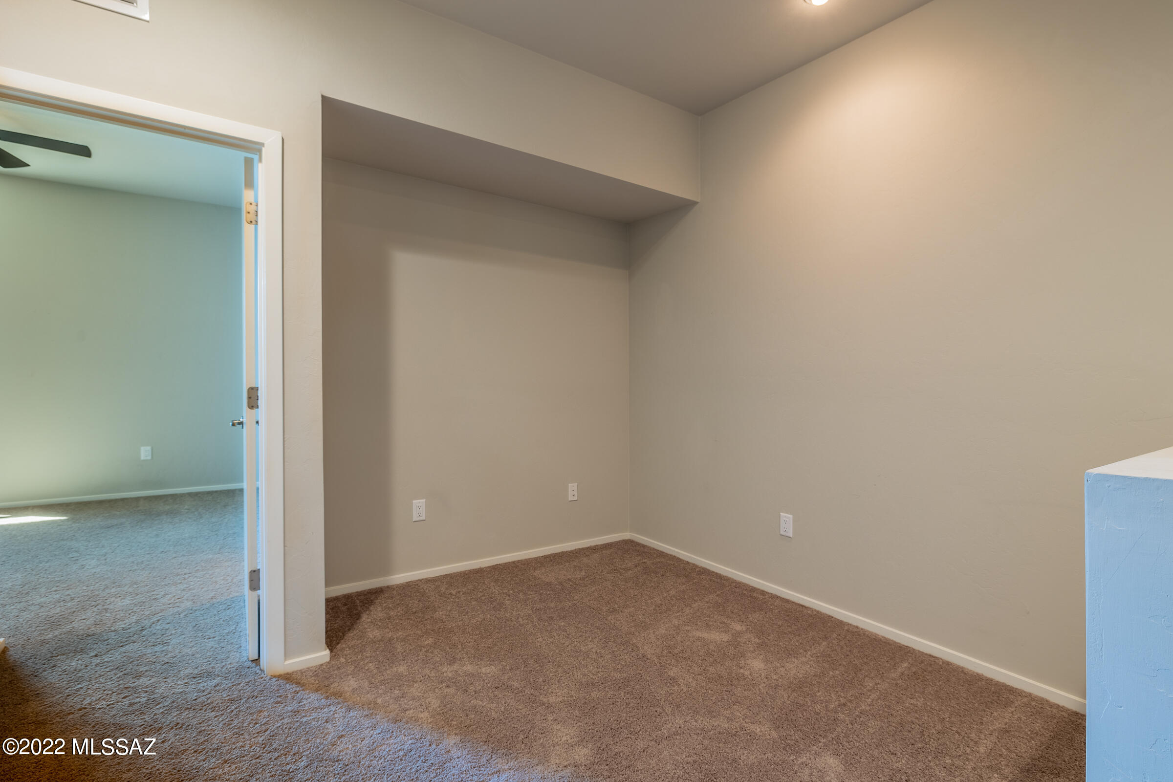 Camino Modern SQ20180120608 - Residential