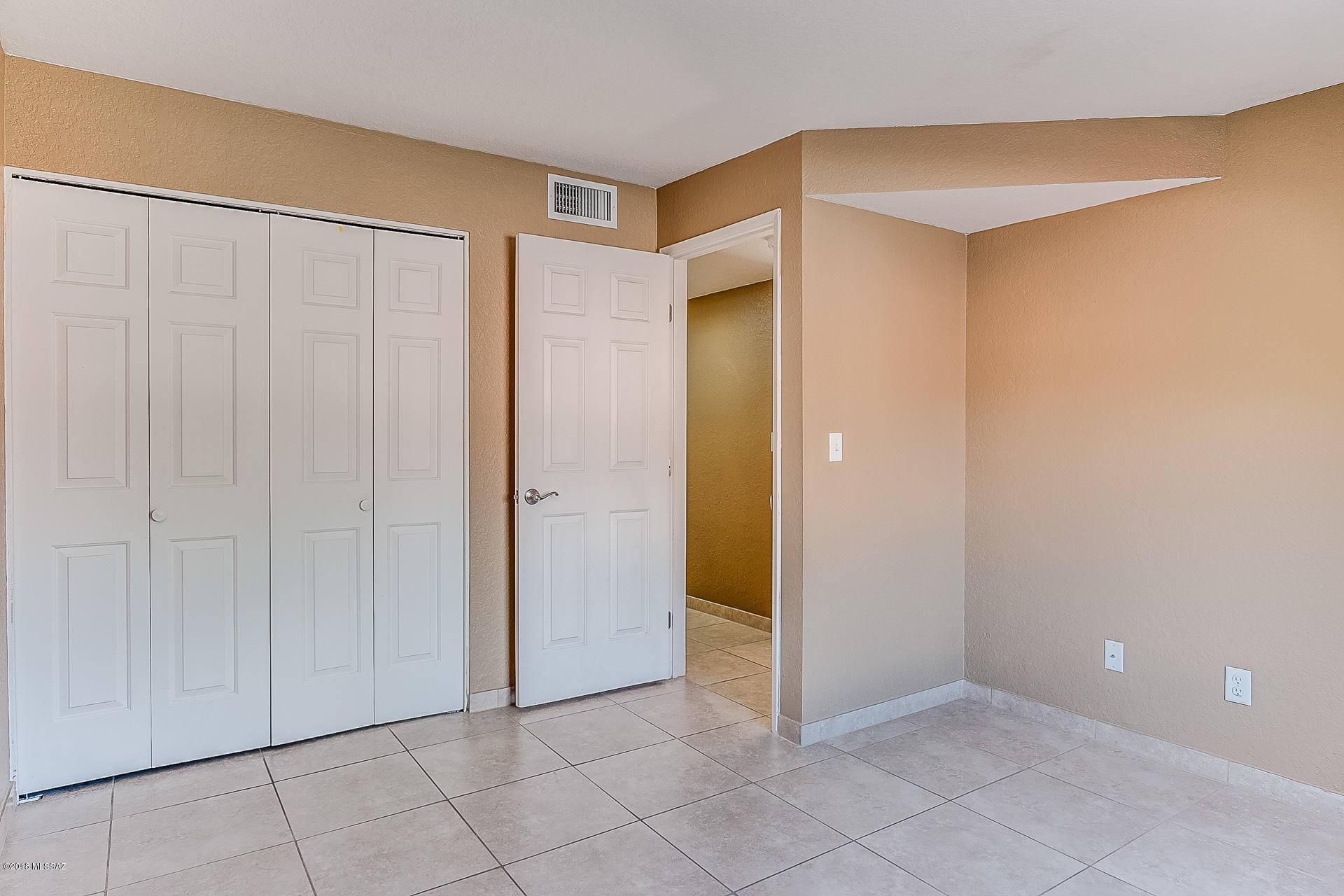 Ventana Vista Condominiums - Residential
