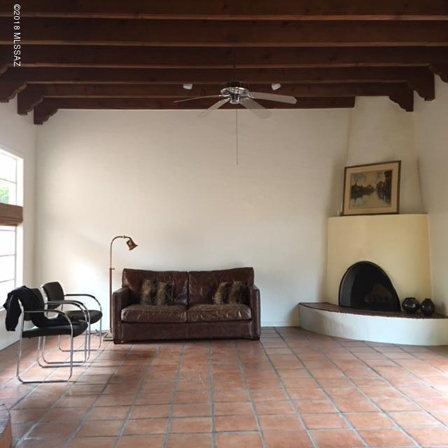 La Querencia Twnhms (1-8) - Residential