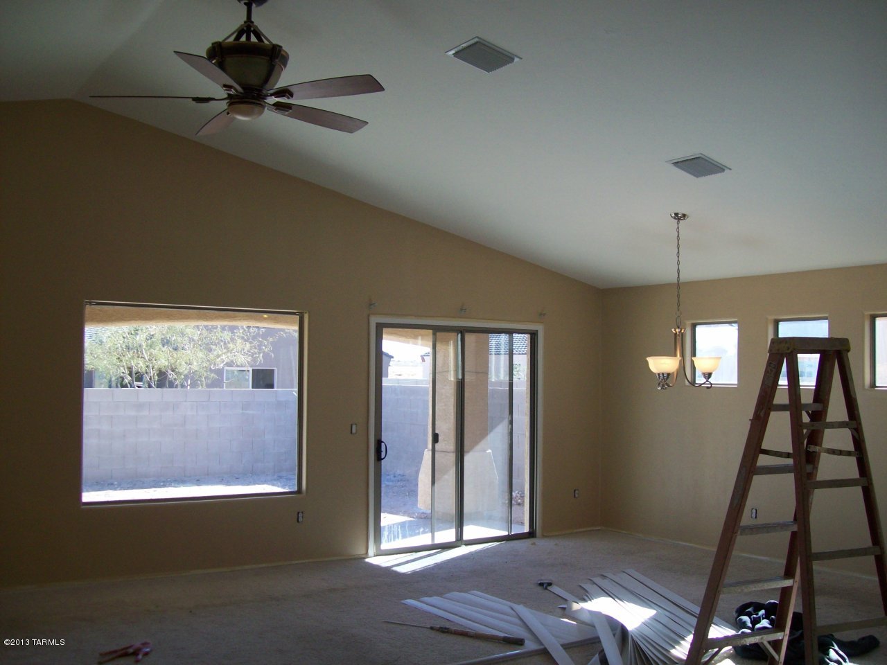 Vista Montana Estates - Residential Lease