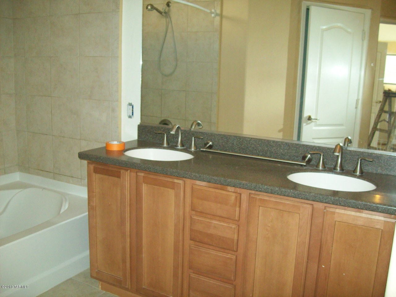 Vista Montana Estates - Residential Lease