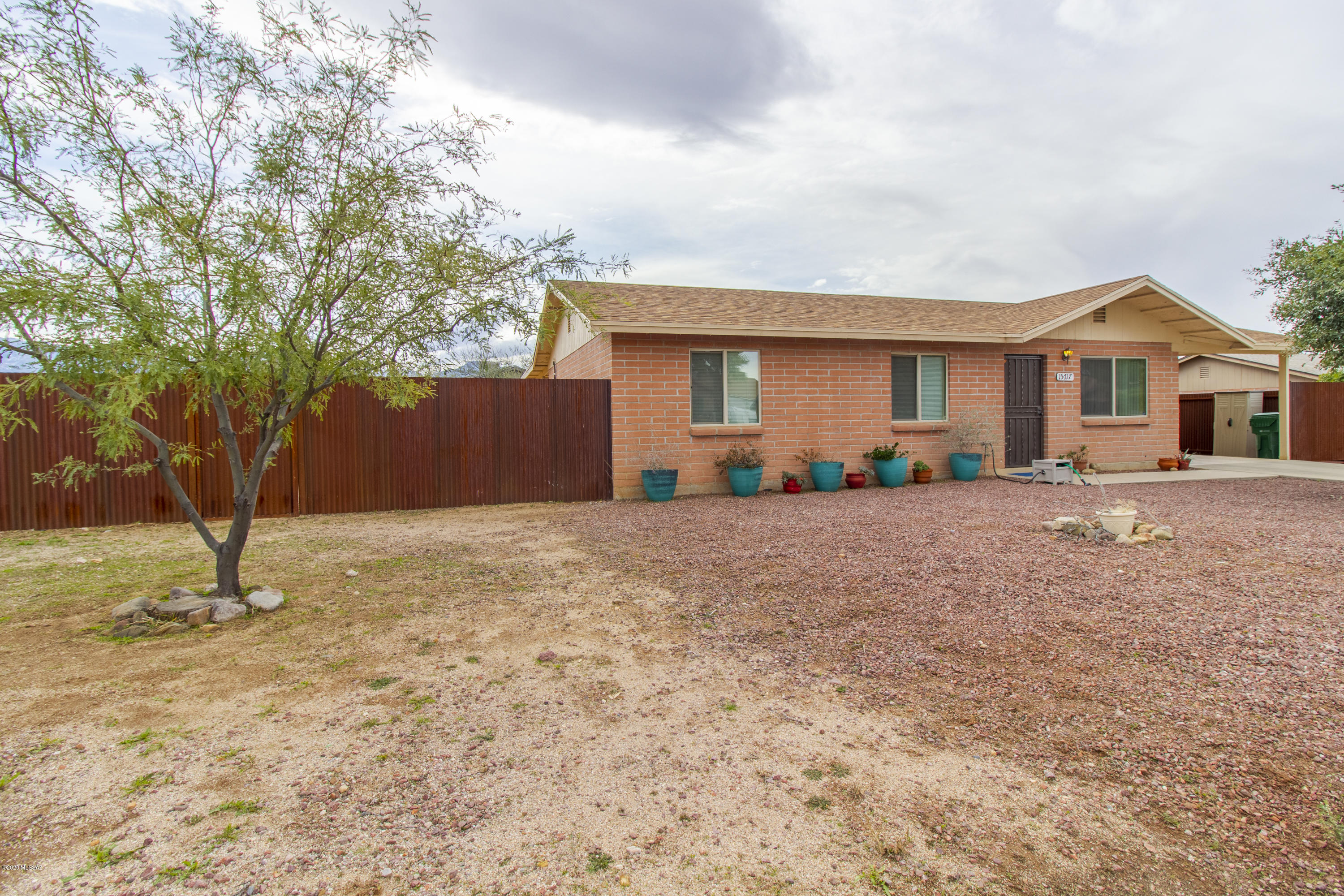 Twin Lakes (1-148) - Residential Lease
