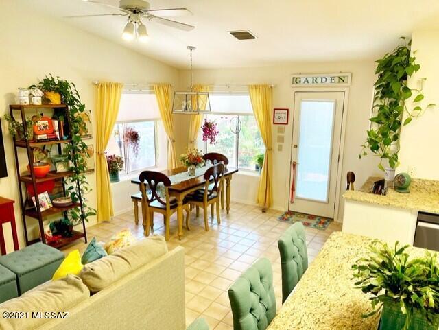 Villages Of La Canada (The) - Residential