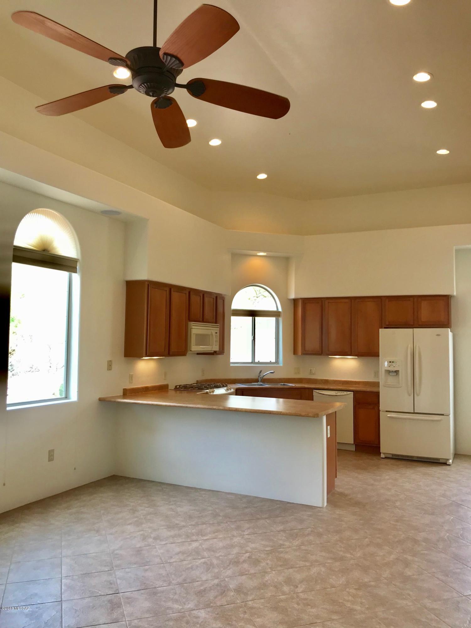 Kinney Village (1-112) - Residential