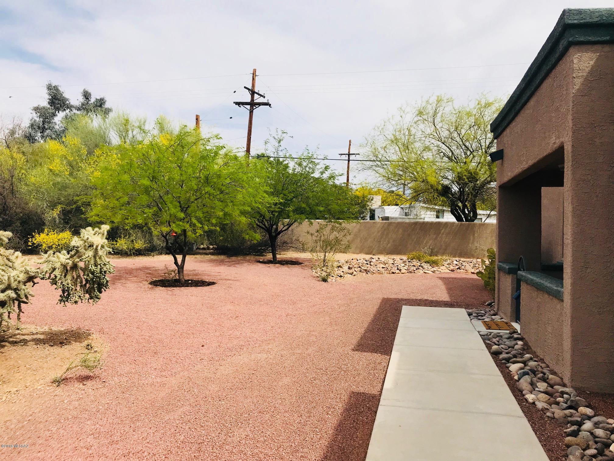 Kinney Village (1-112) - Residential