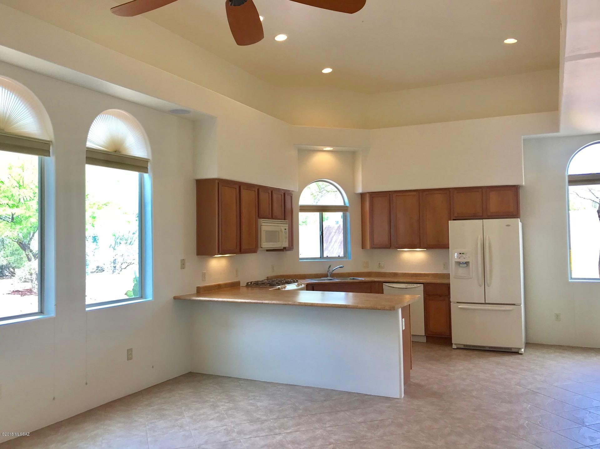 Kinney Village (1-112) - Residential
