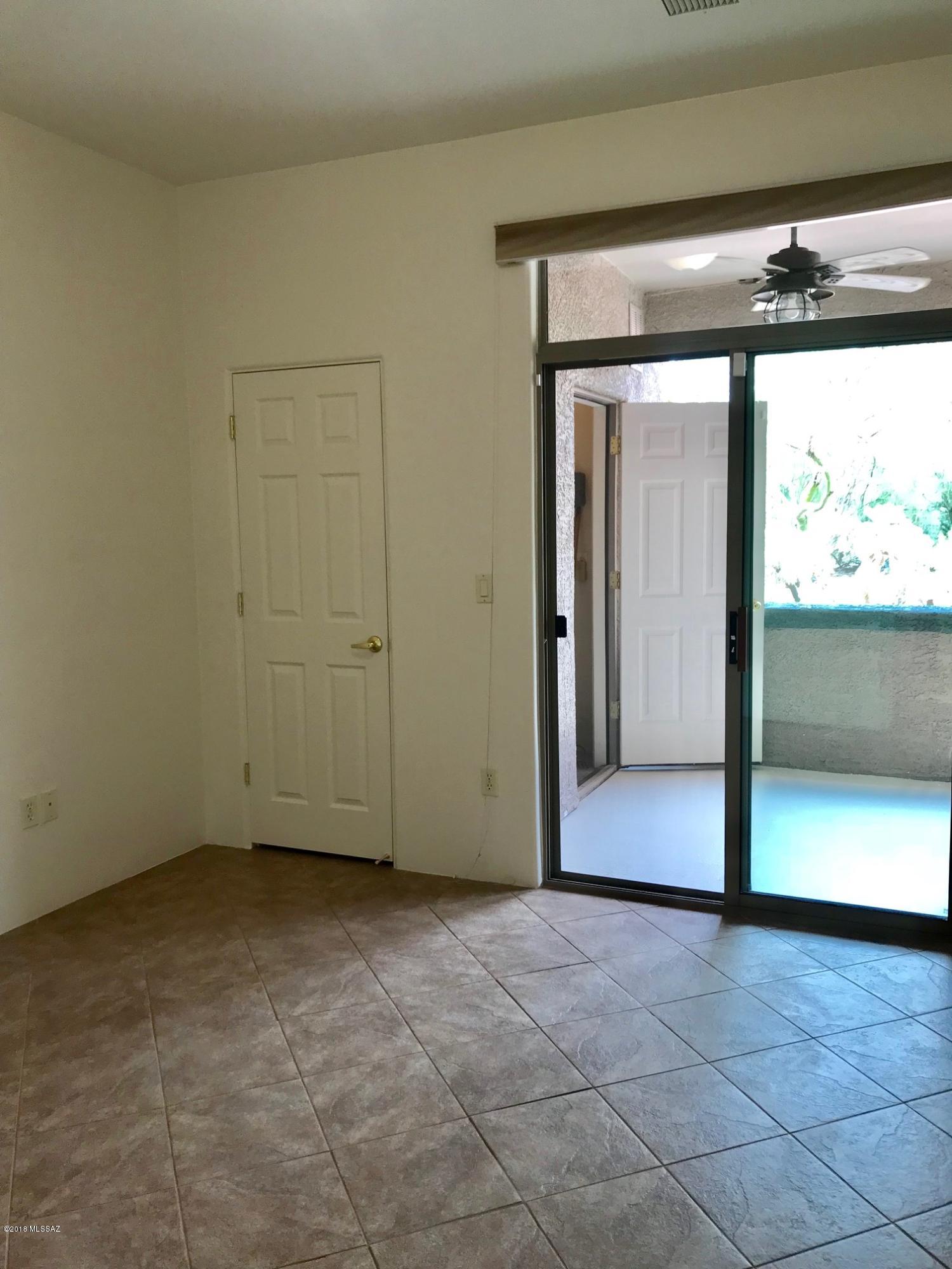Kinney Village (1-112) - Residential