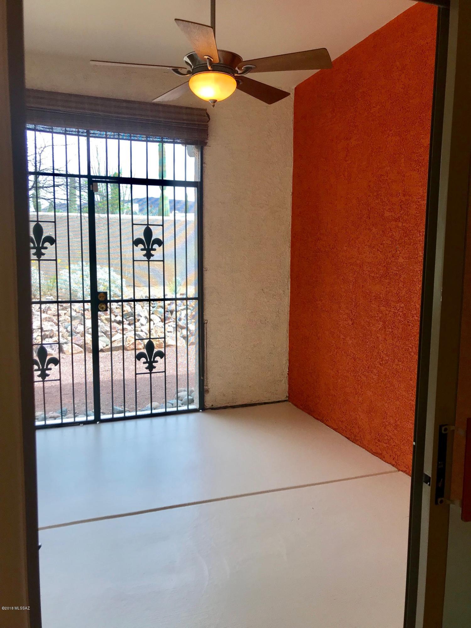 Kinney Village (1-112) - Residential