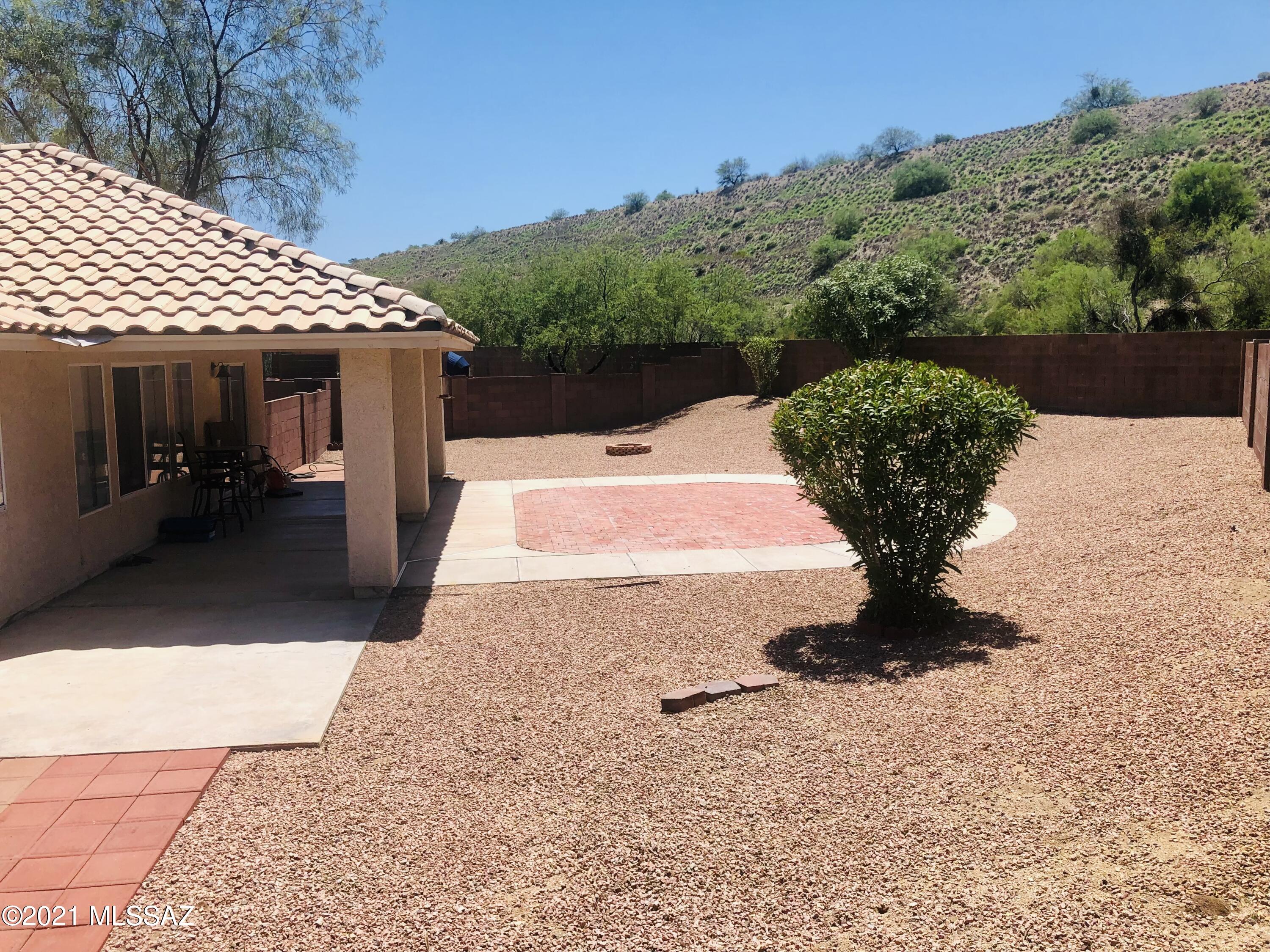 Colonias La Canada (83-219) - Residential