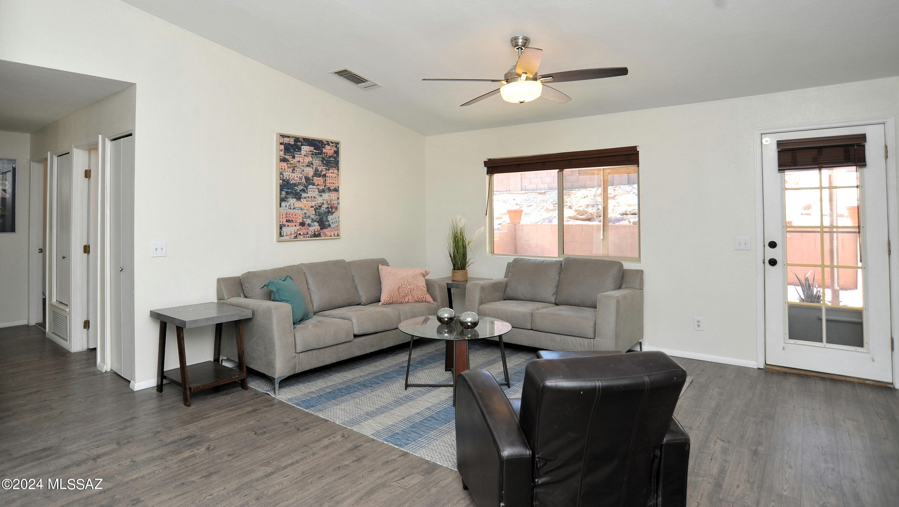 Macalester Park (1-142) - Residential