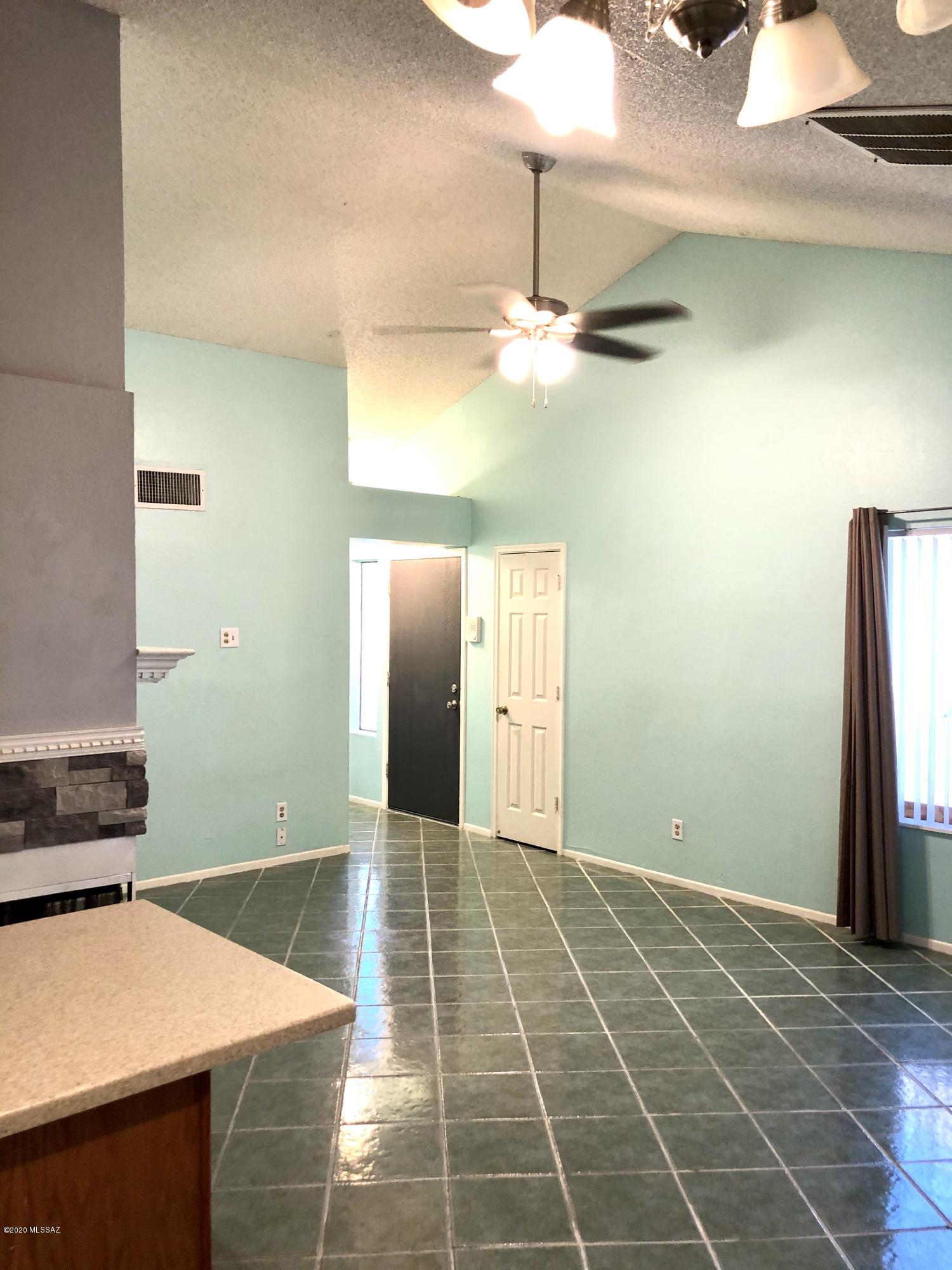 Sunset Villas Townhomes (1-118) - Residential