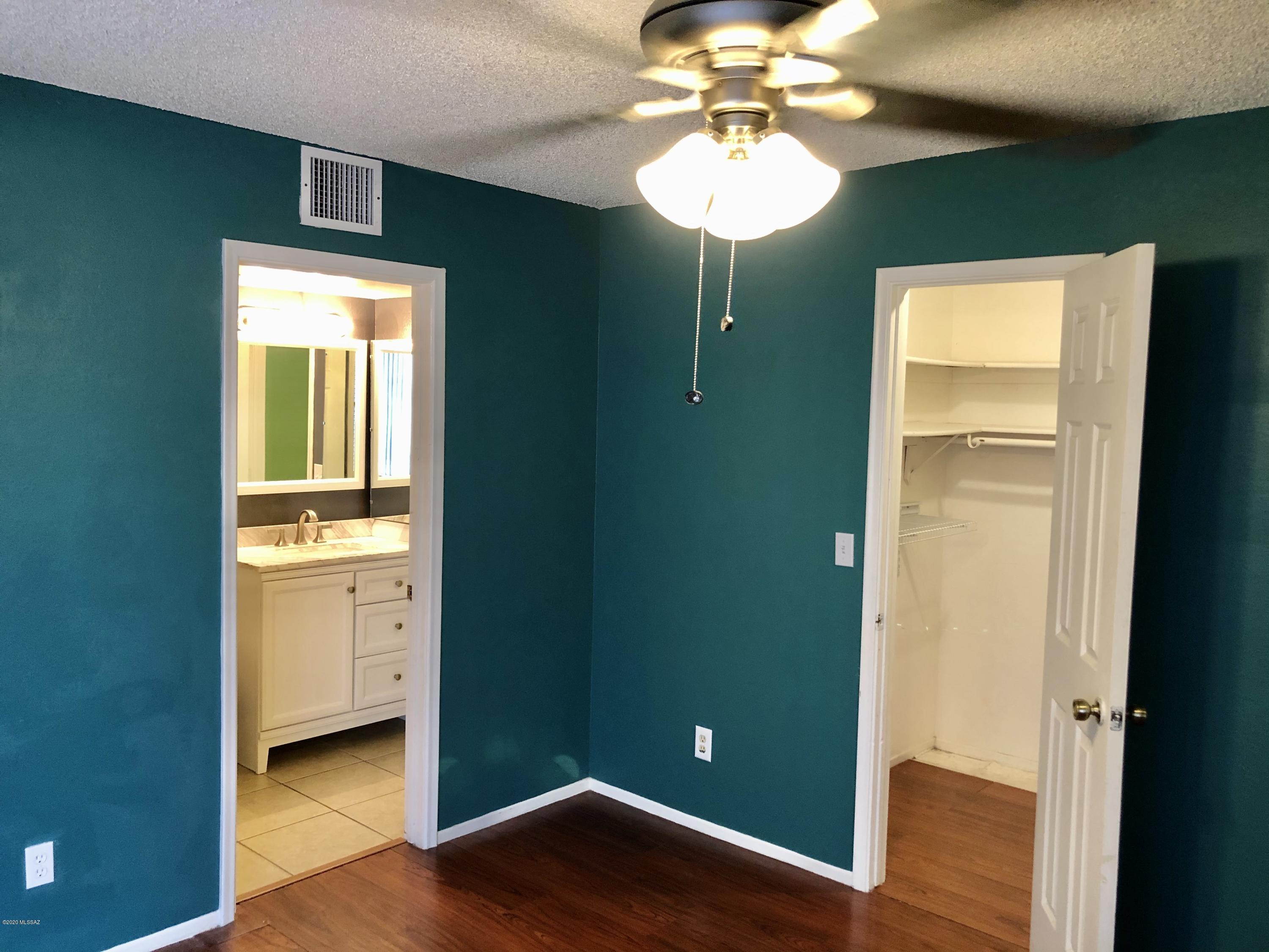 Sunset Villas Townhomes (1-118) - Residential