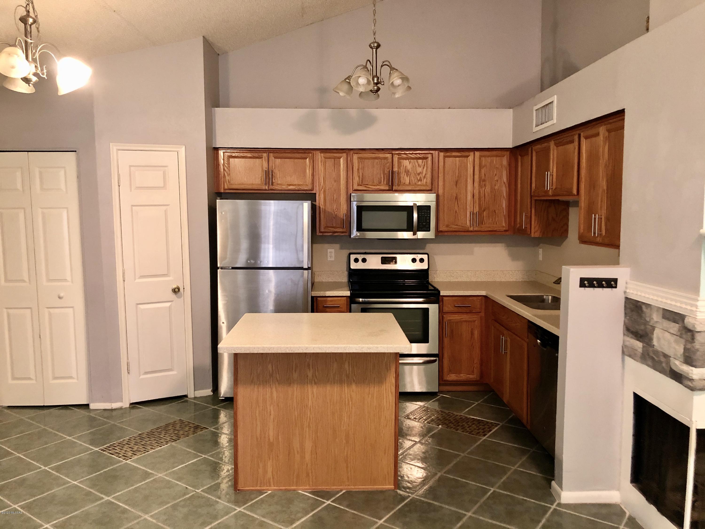 Sunset Villas Townhomes (1-118) - Residential