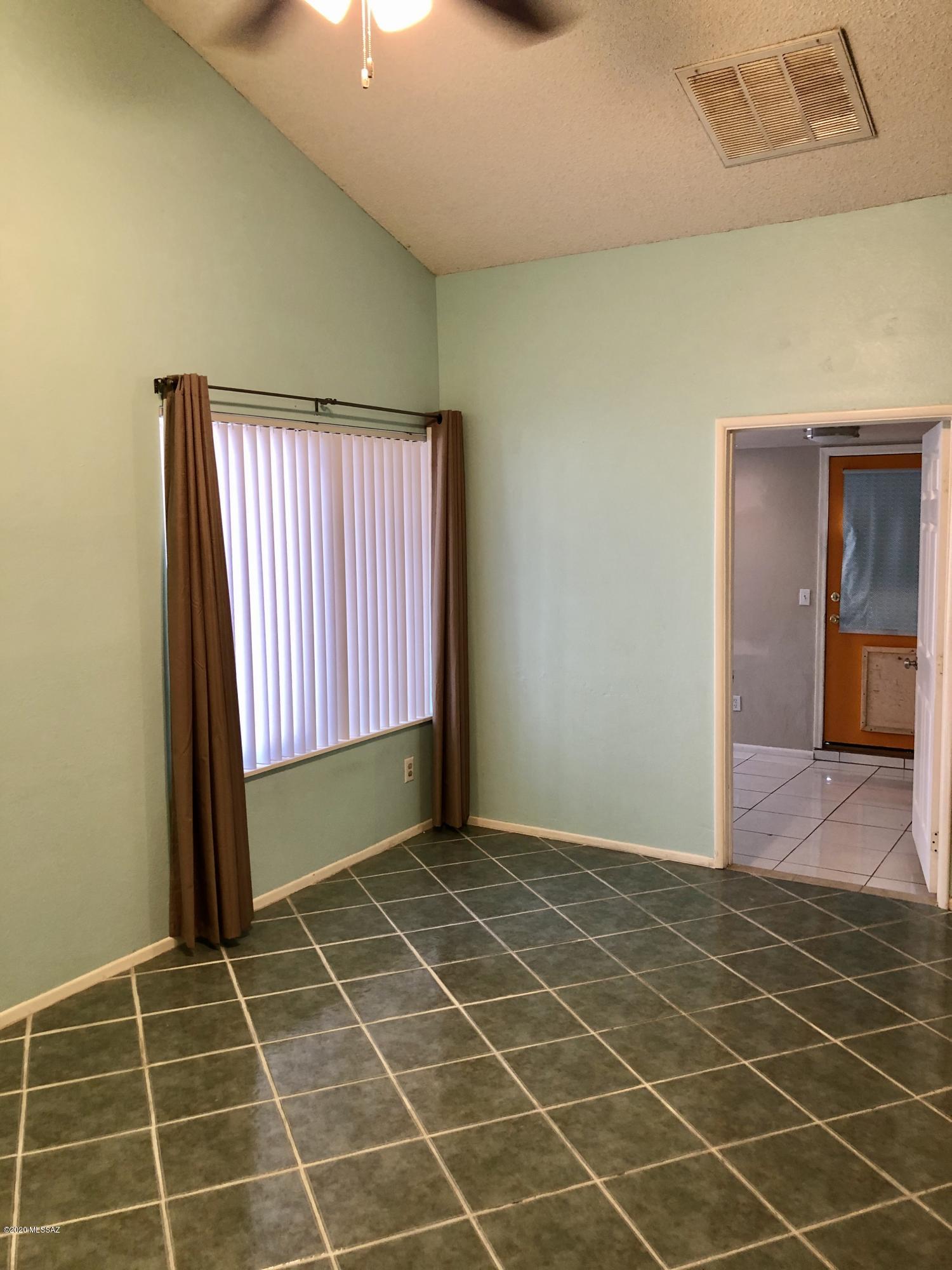 Sunset Villas Townhomes (1-118) - Residential