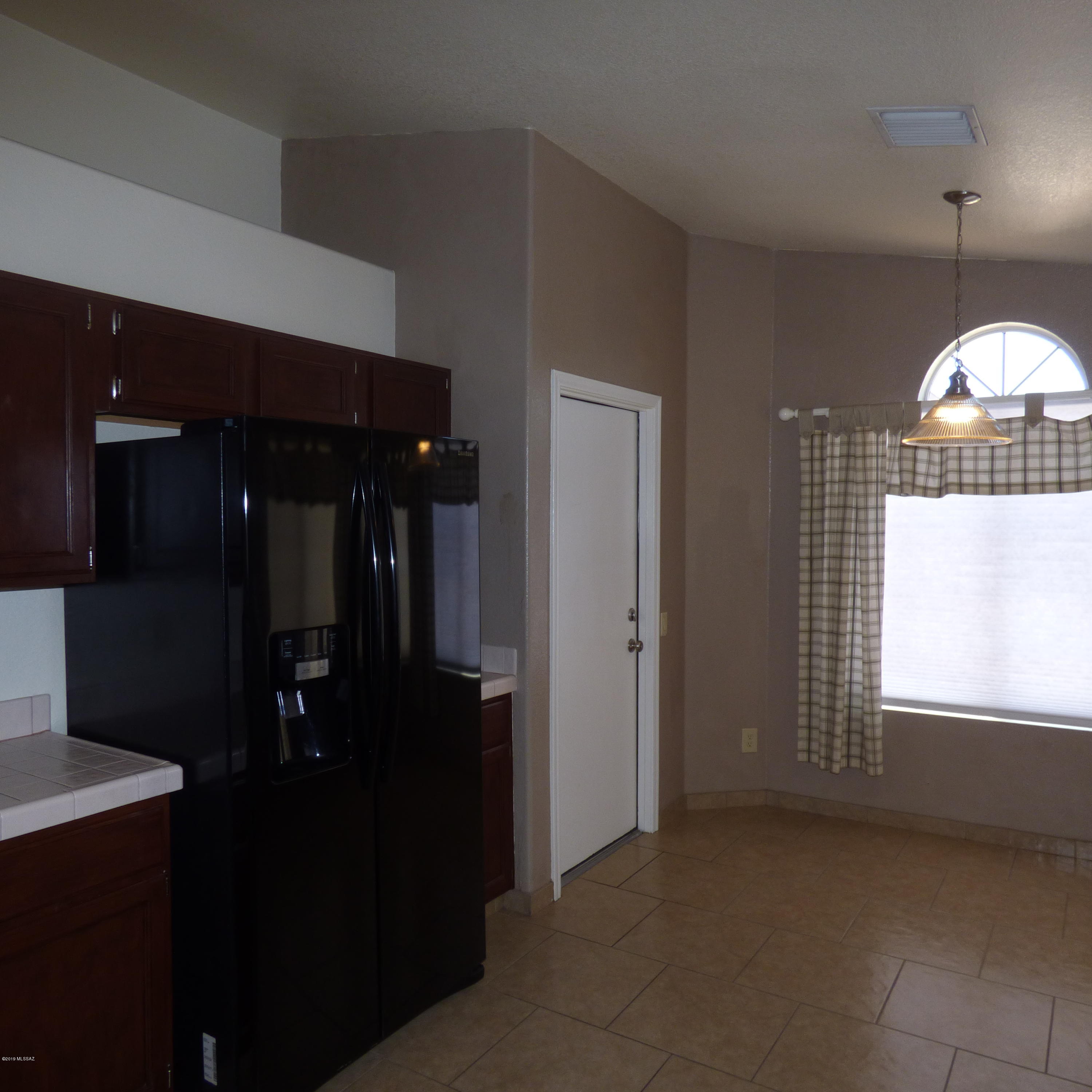 Moondance Estates(1-119) - Residential Lease