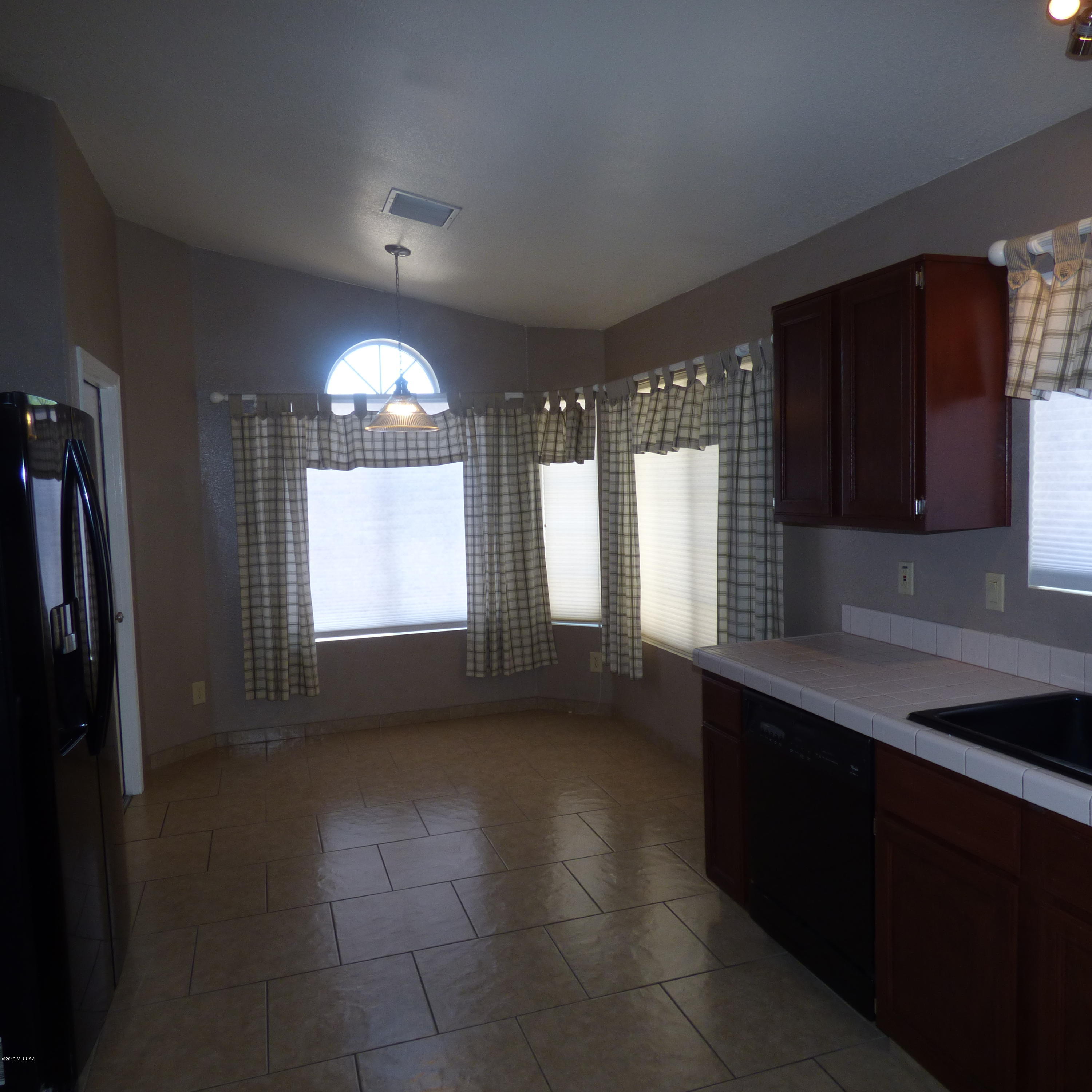 Moondance Estates(1-119) - Residential Lease