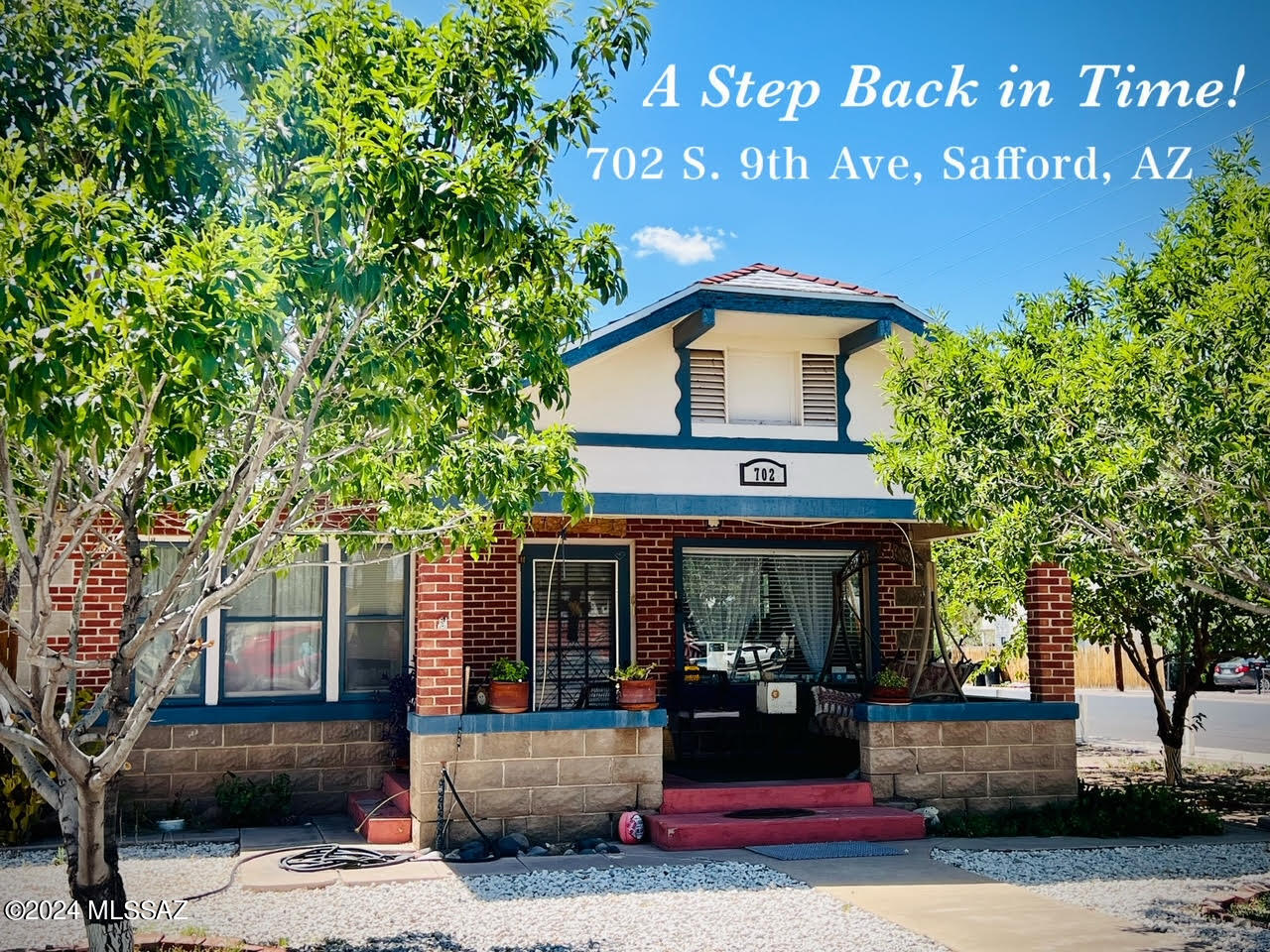 Charming home- when you walk in you will be swept to a bygone era - This beautiful home is in fantastic shape and is so welcoming.  
Come see this gem of the Gila Valley.